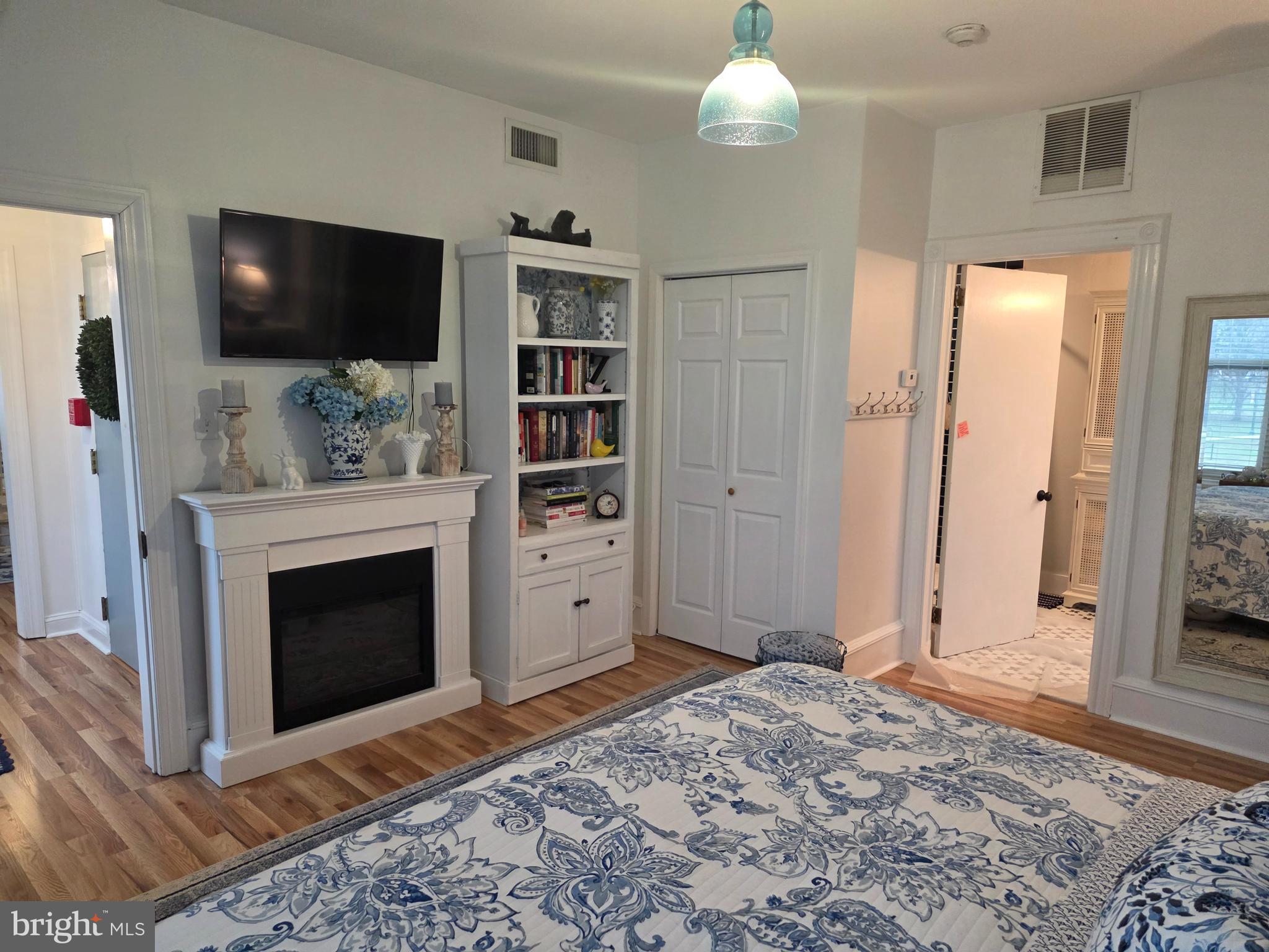 REEVES PARK PL - Residential