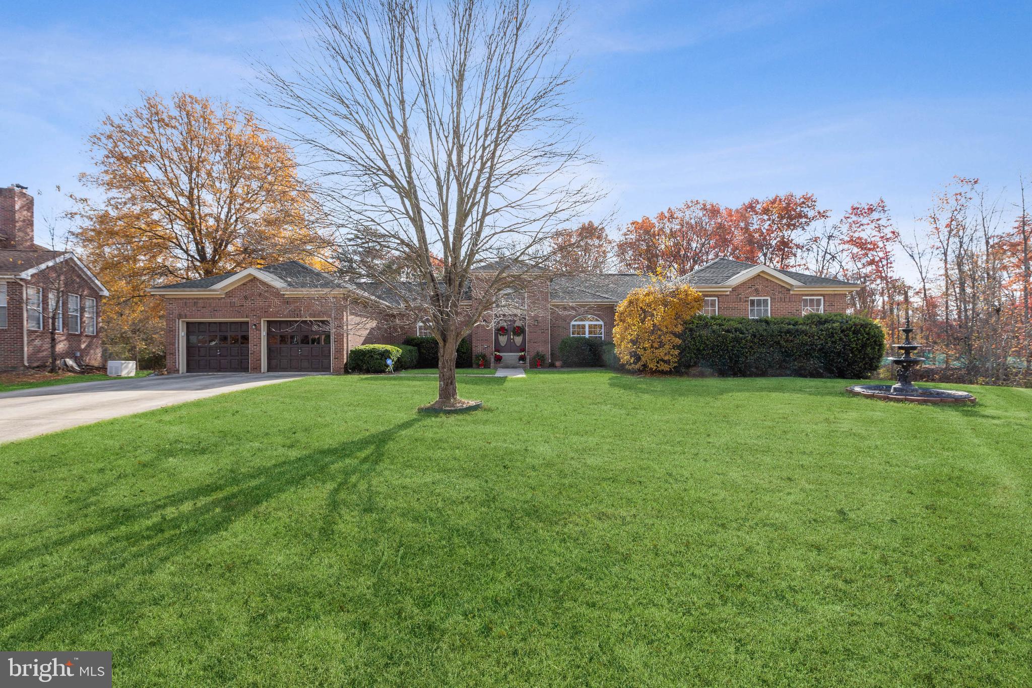 TREEVIEW ESTATES - Residential