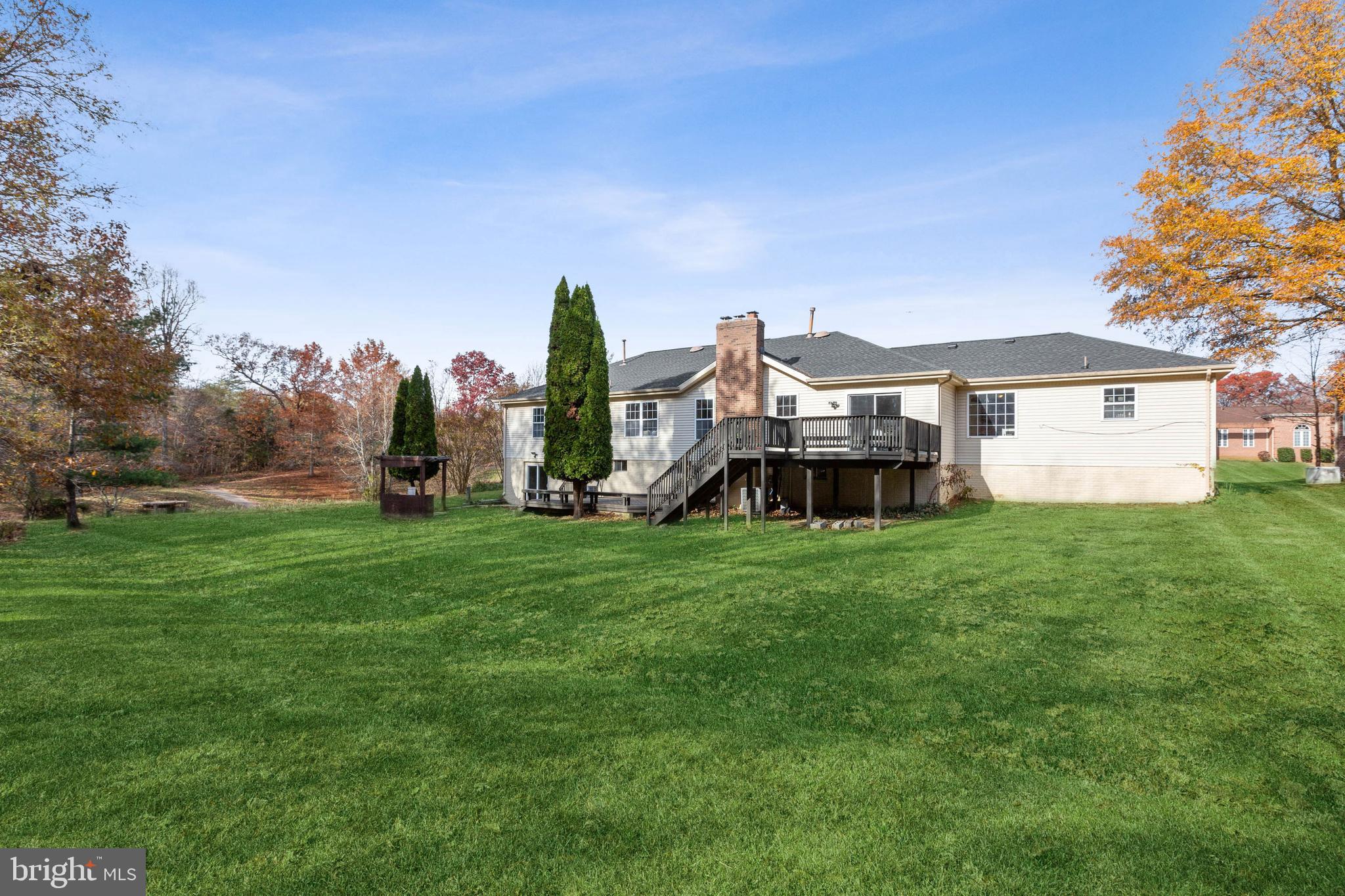 TREEVIEW ESTATES - Residential