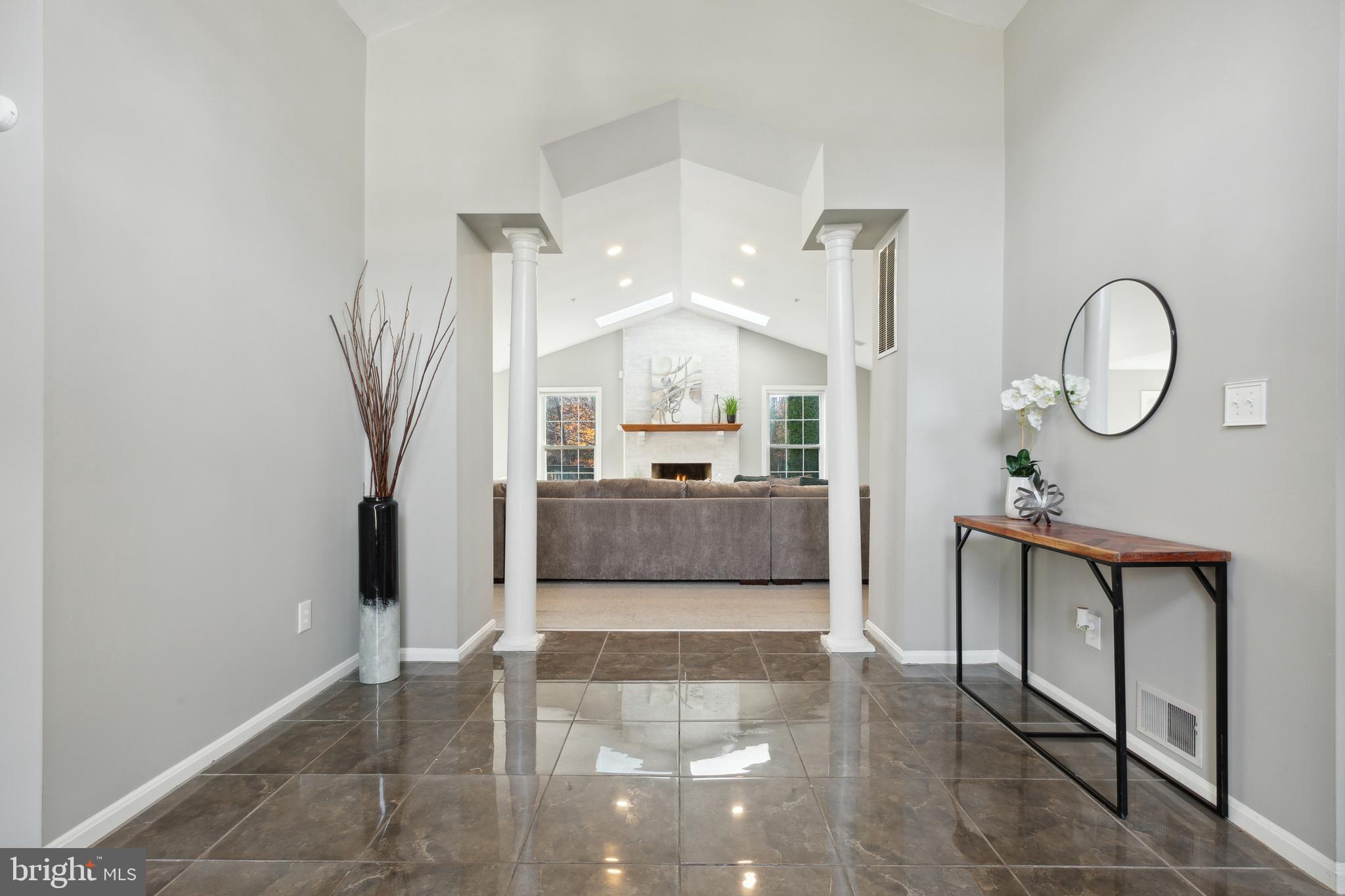 TREEVIEW ESTATES - Residential