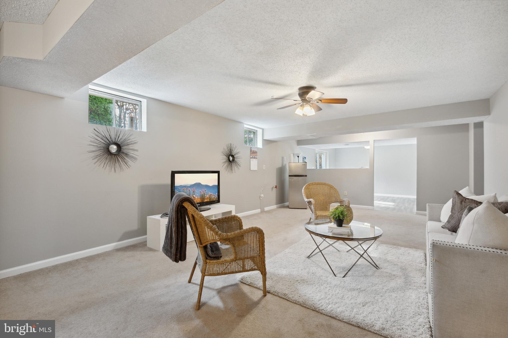 TREEVIEW ESTATES - Residential