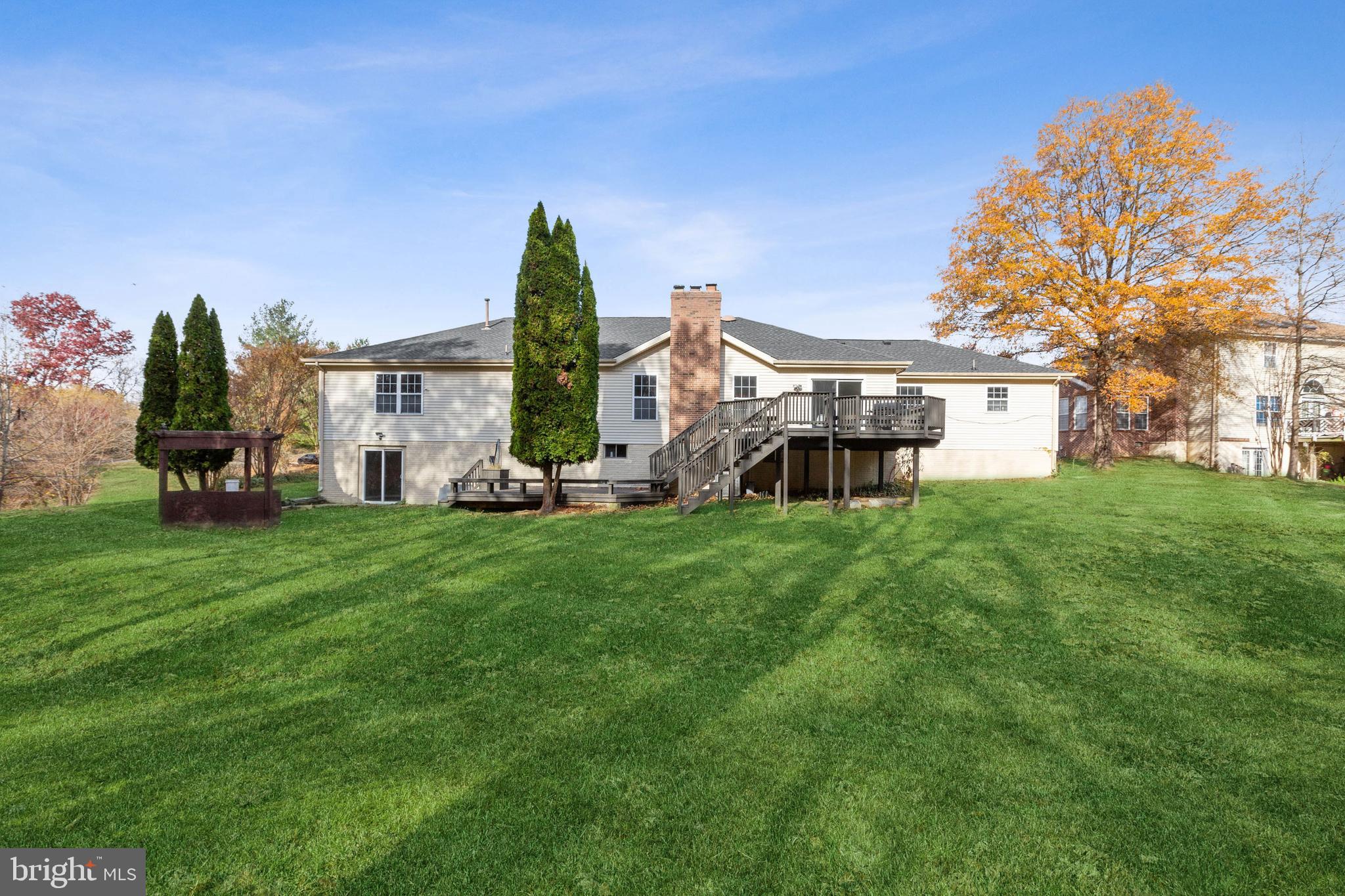 TREEVIEW ESTATES - Residential