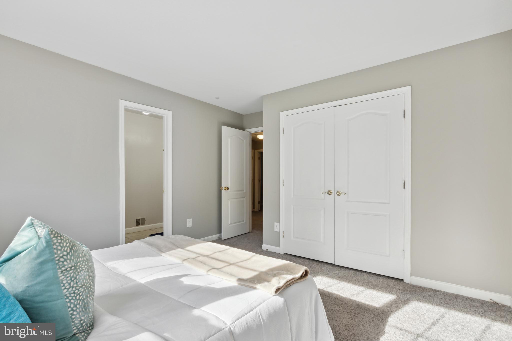 TREEVIEW ESTATES - Residential