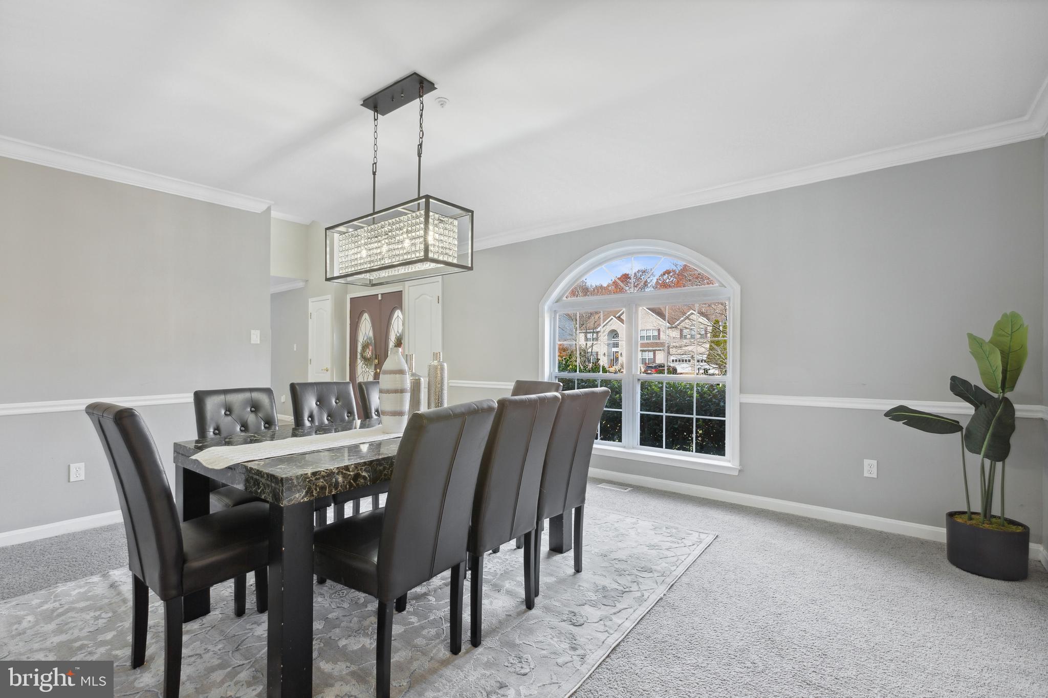 TREEVIEW ESTATES - Residential