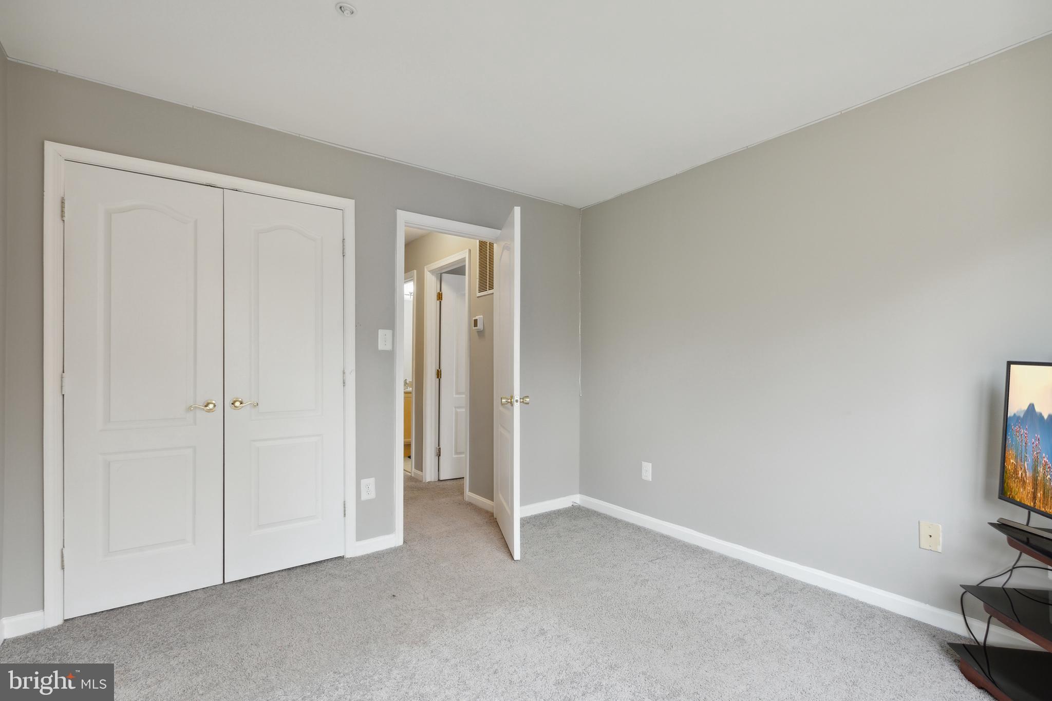 TREEVIEW ESTATES - Residential