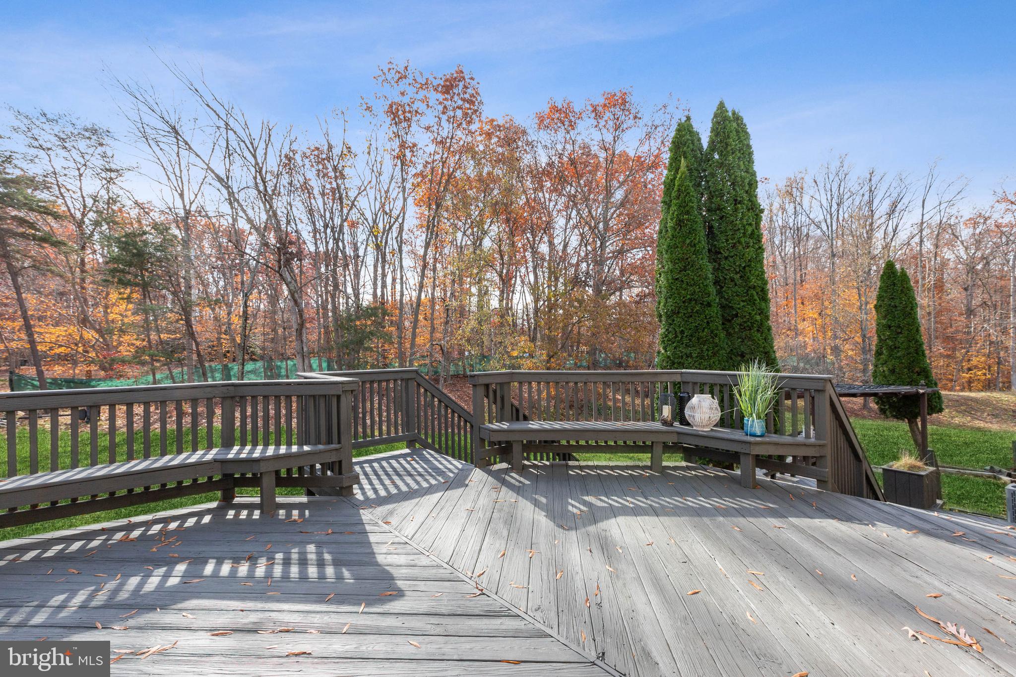 TREEVIEW ESTATES - Residential