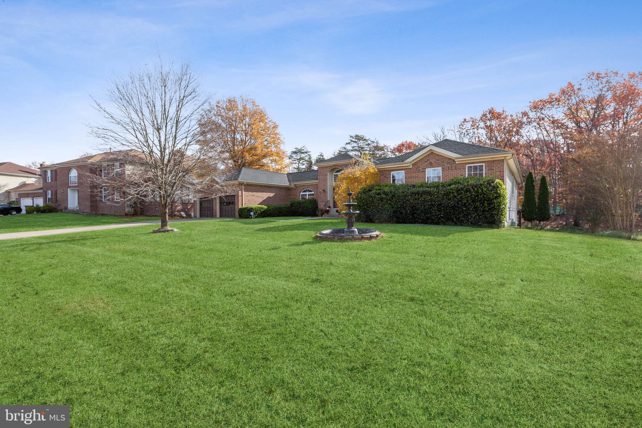 TREEVIEW ESTATES - Residential