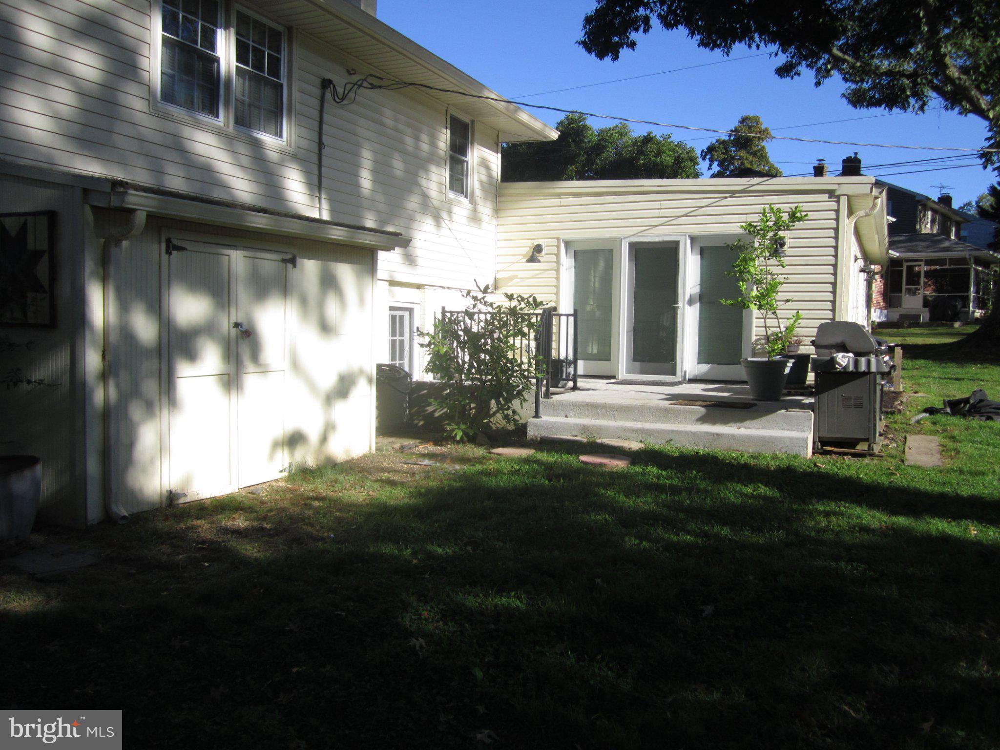 1106 GRAYLYN ROAD