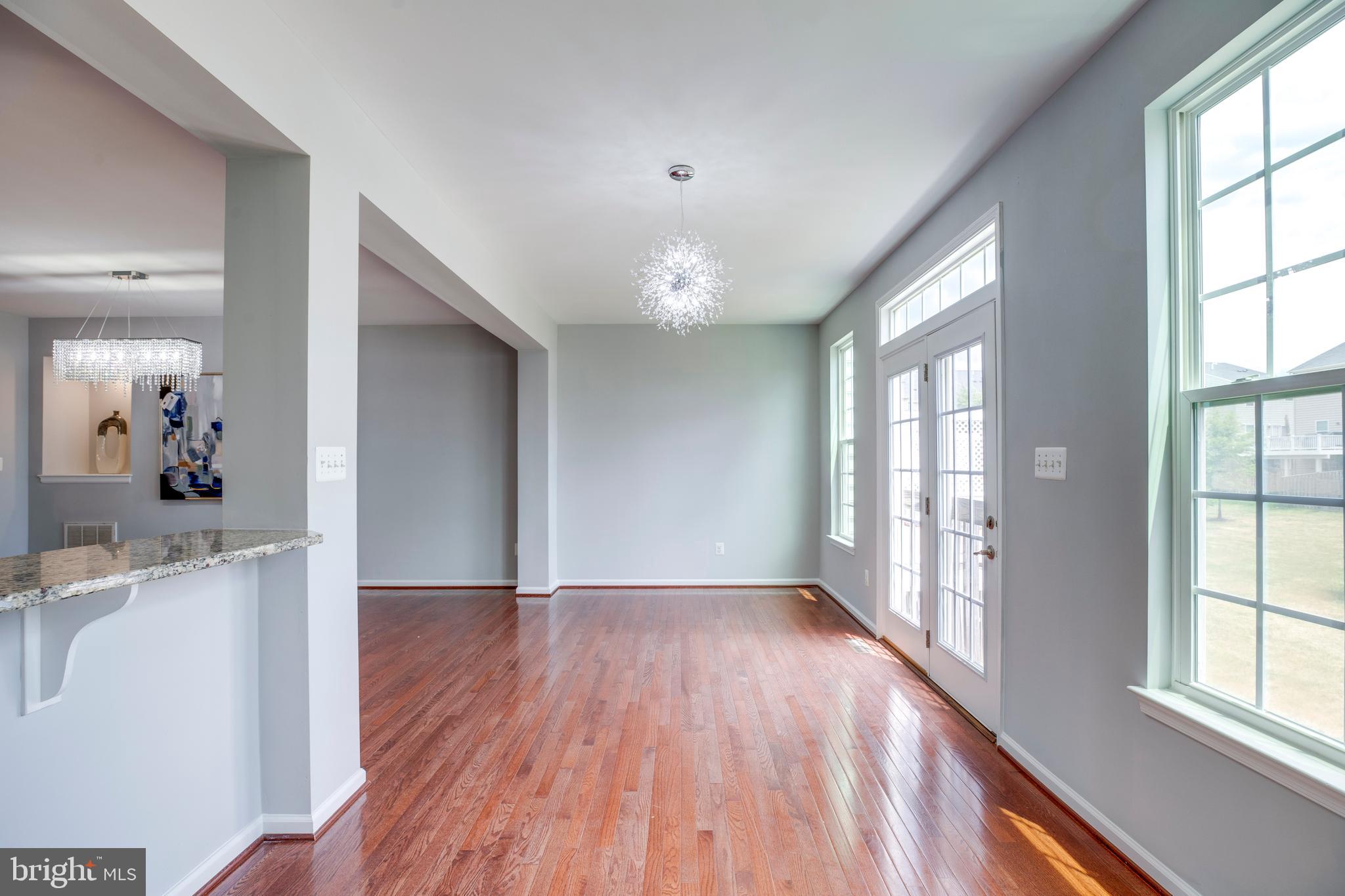 AUTUMN OAKS - Residential