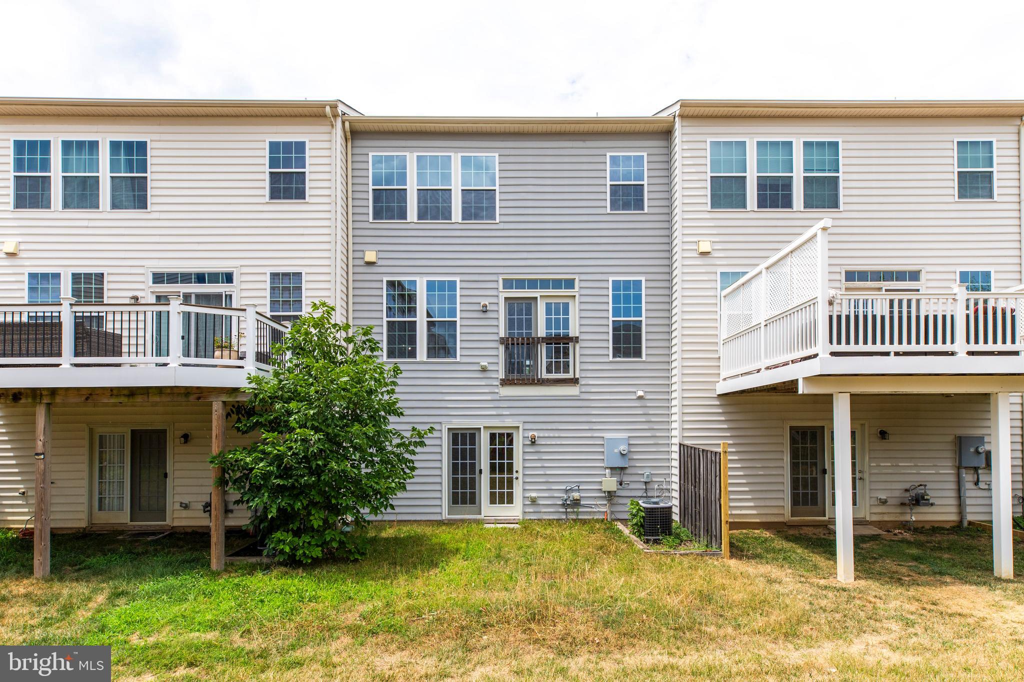 AUTUMN OAKS - Residential