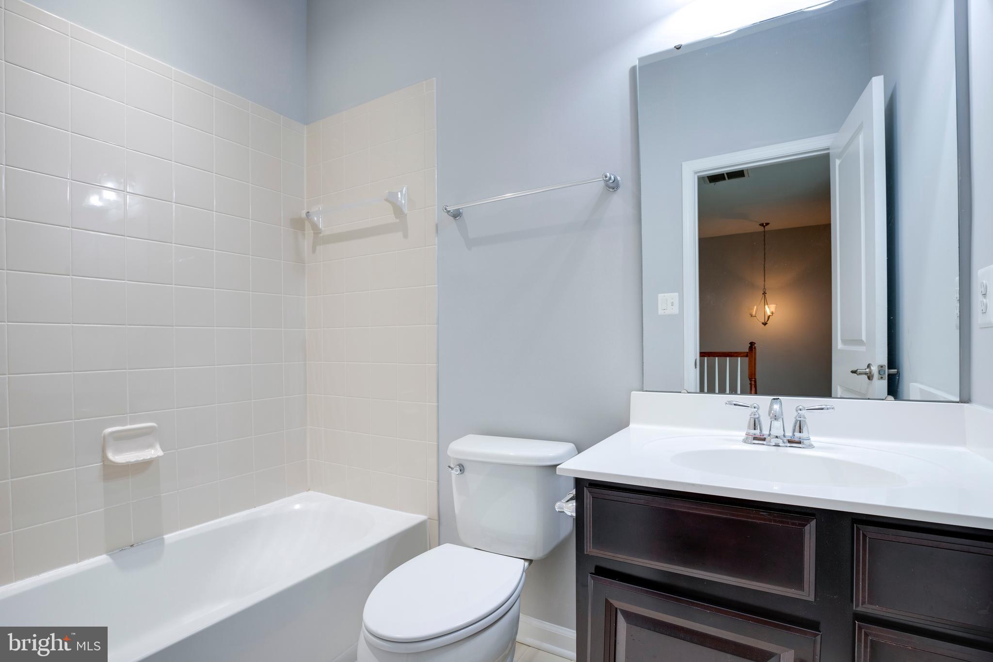 AUTUMN OAKS - Residential