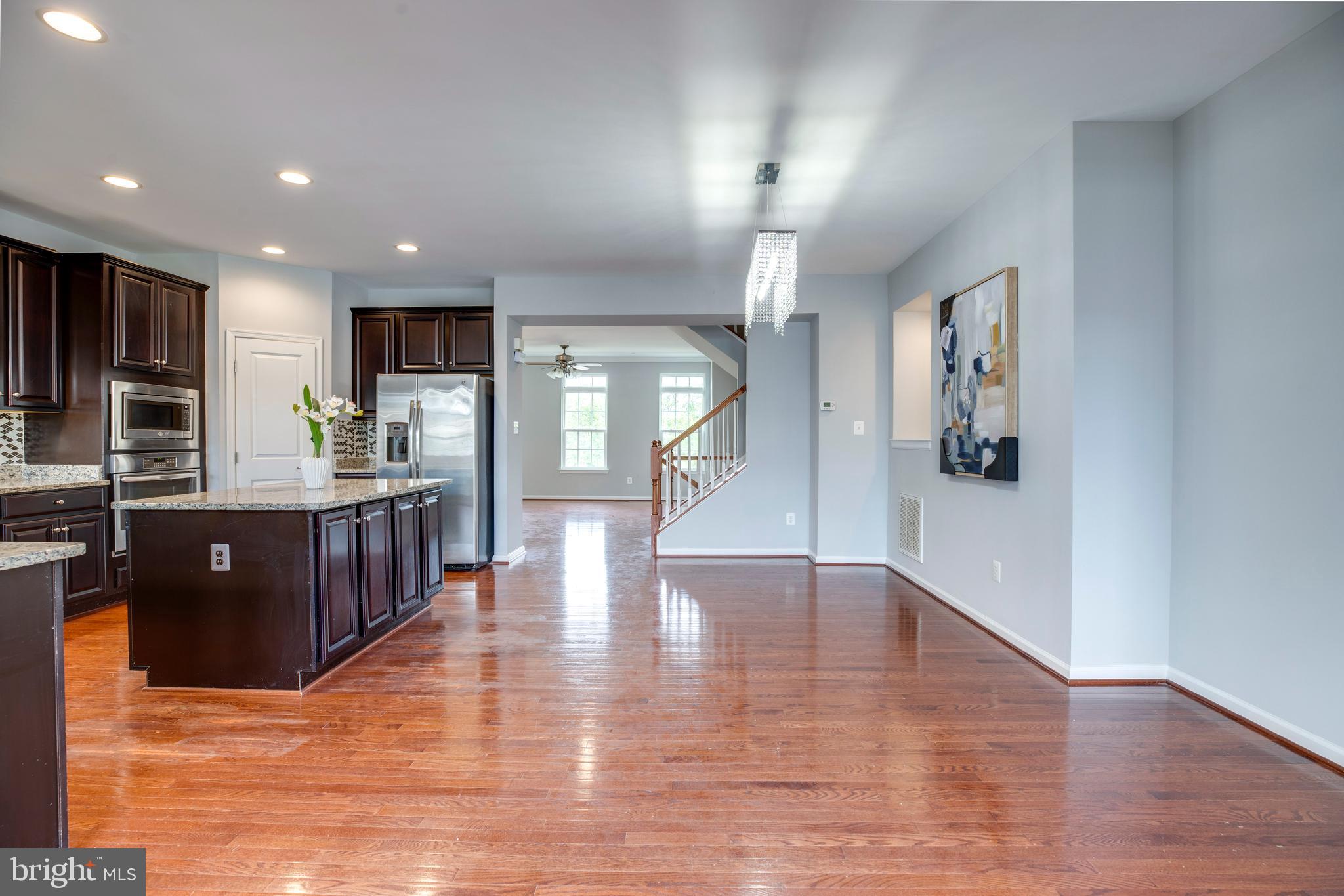 AUTUMN OAKS - Residential