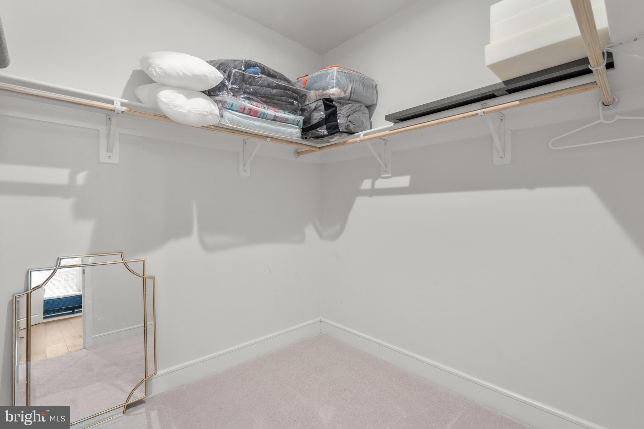 ROBINSON MANOR - Residential Lease