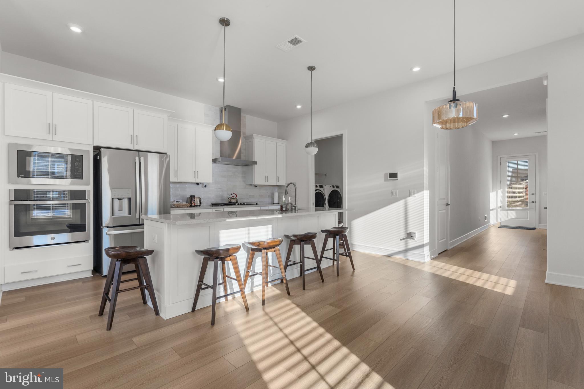 ROBINSON MANOR - Residential Lease