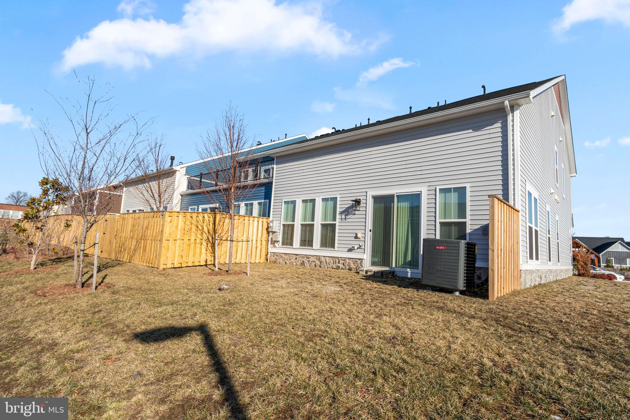 ROBINSON MANOR - Residential Lease