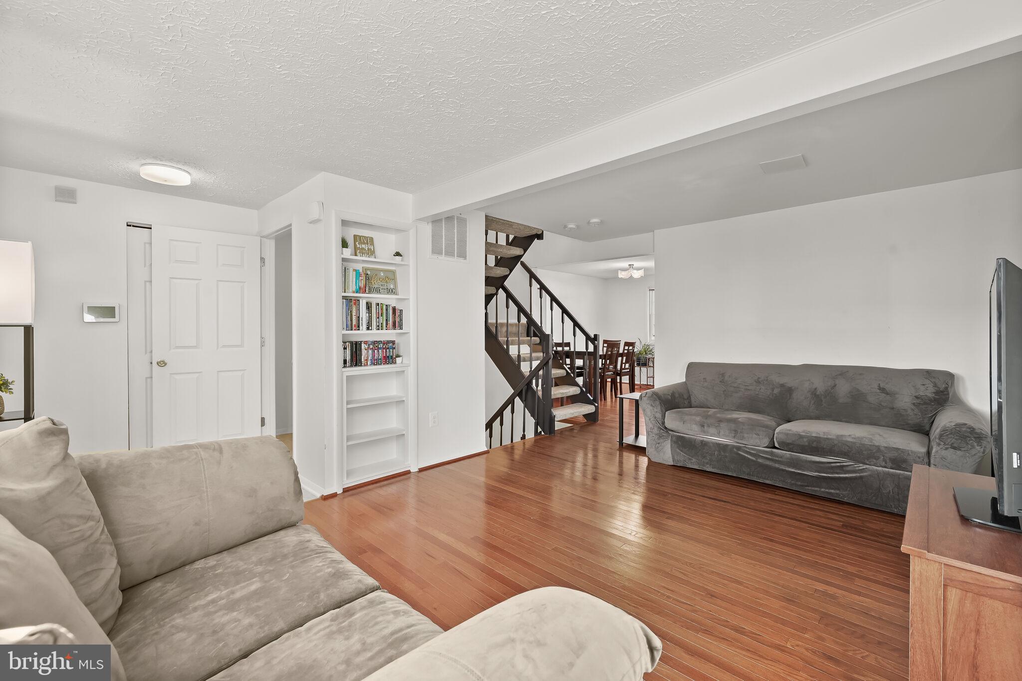 AMBER MEADOWS - Residential