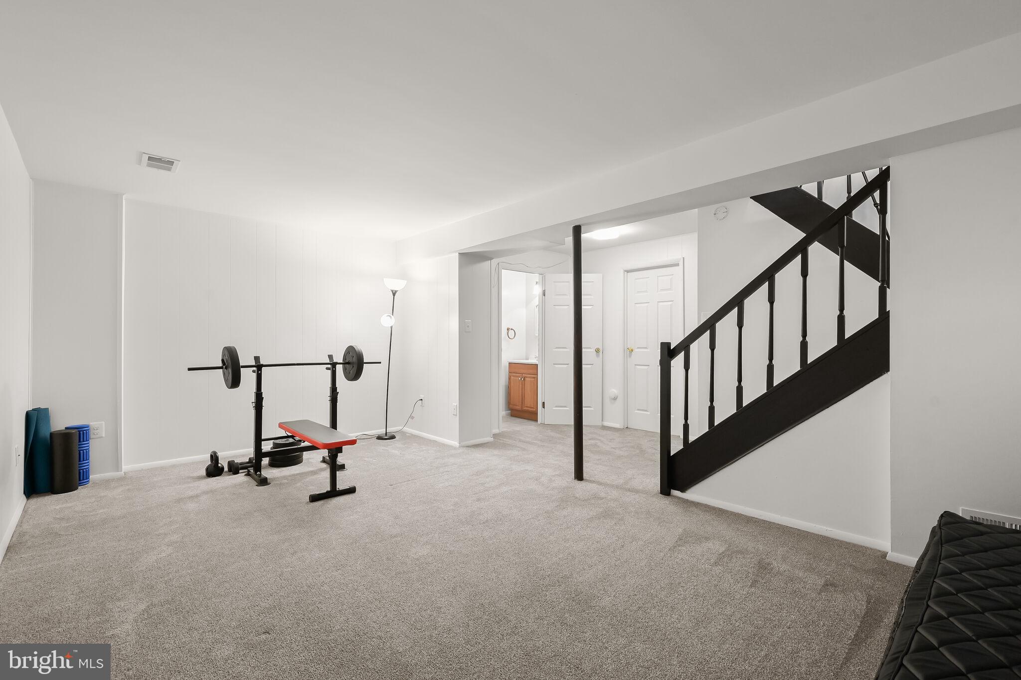 AMBER MEADOWS - Residential