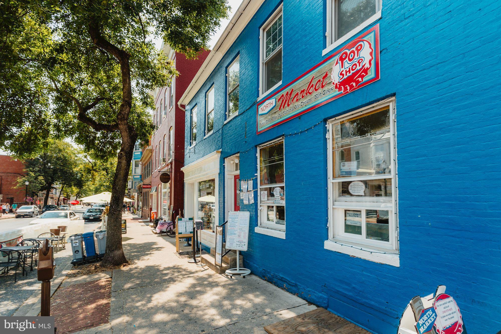 AMBER MEADOWS - Residential