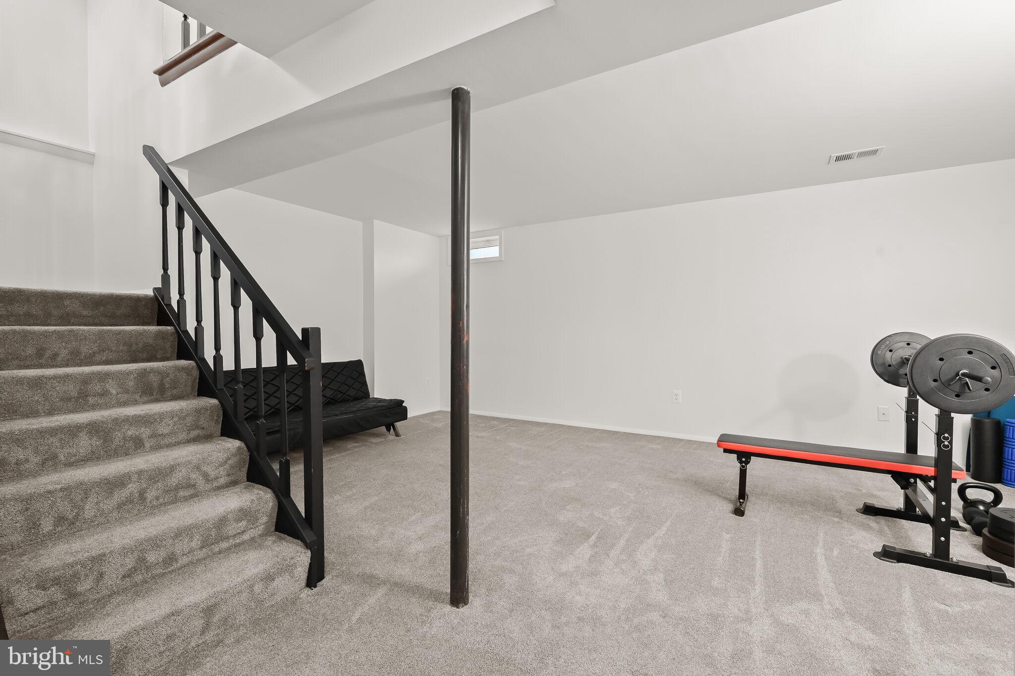 AMBER MEADOWS - Residential