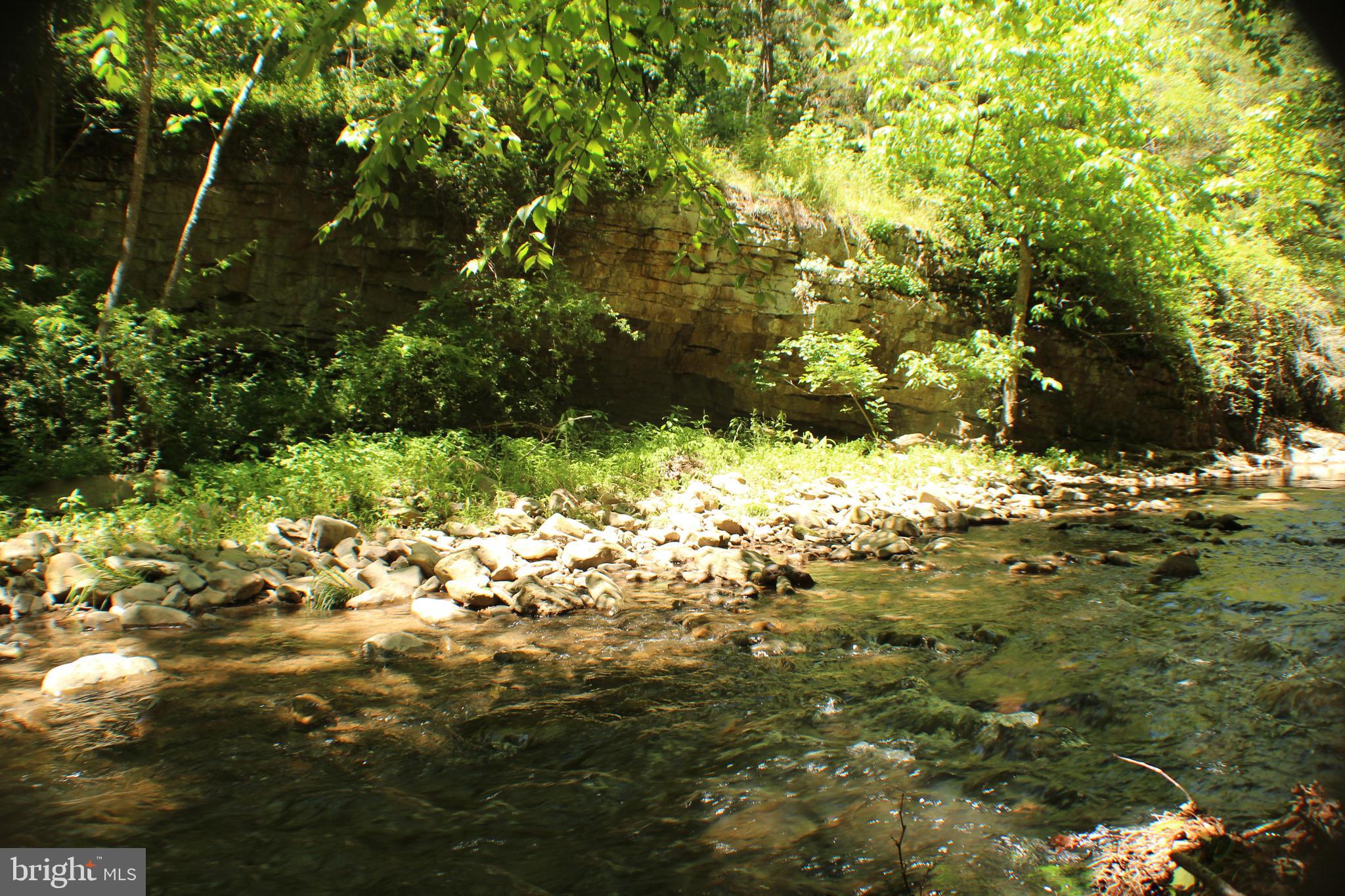 UNRESTRICTED LAND - Land