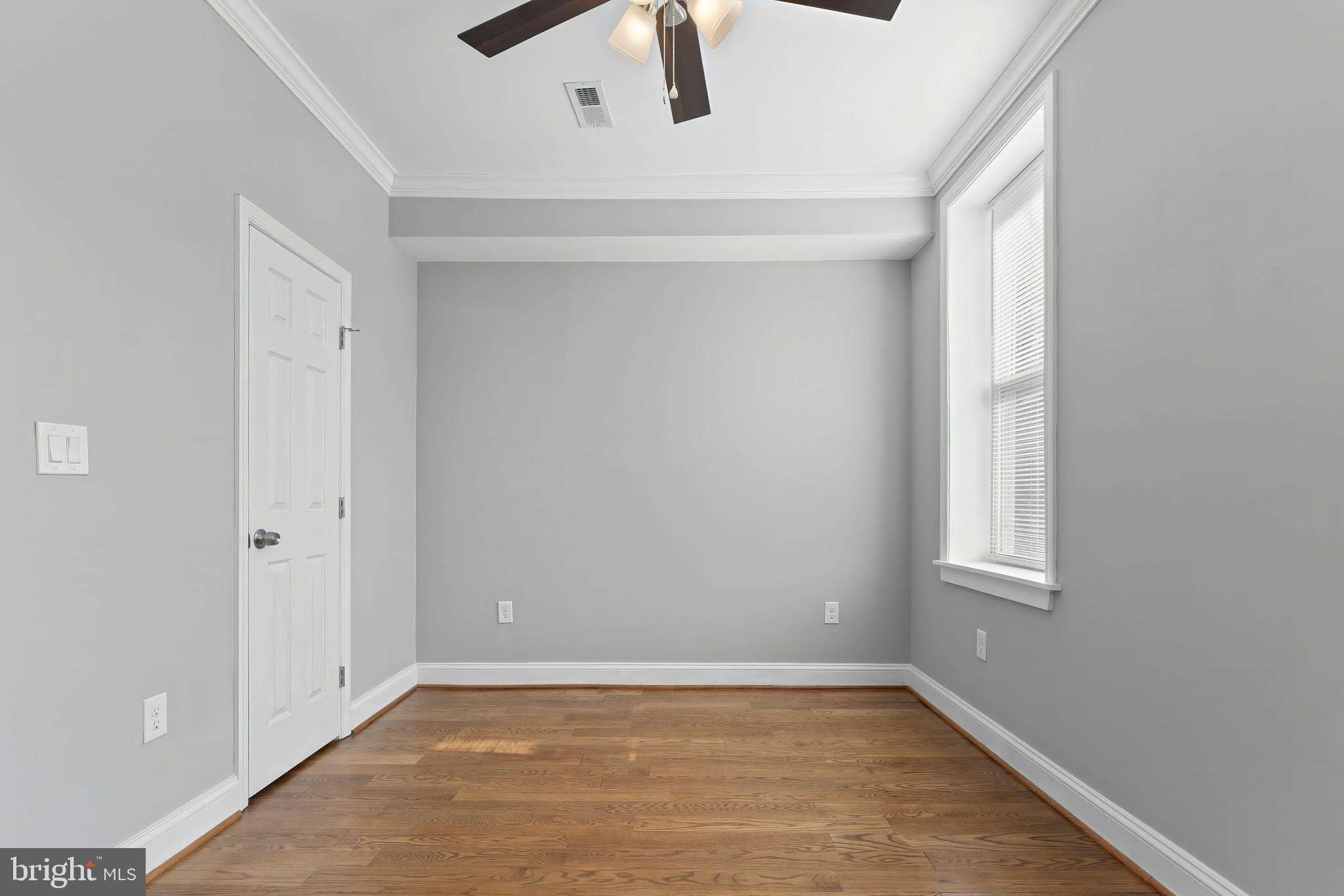 JOHNSTON SQUARE - Residential