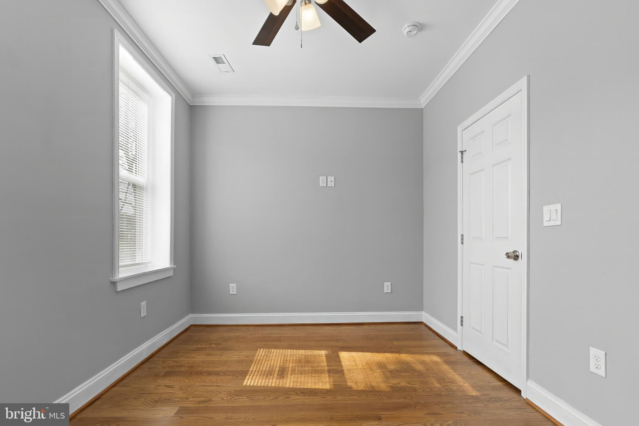 JOHNSTON SQUARE - Residential
