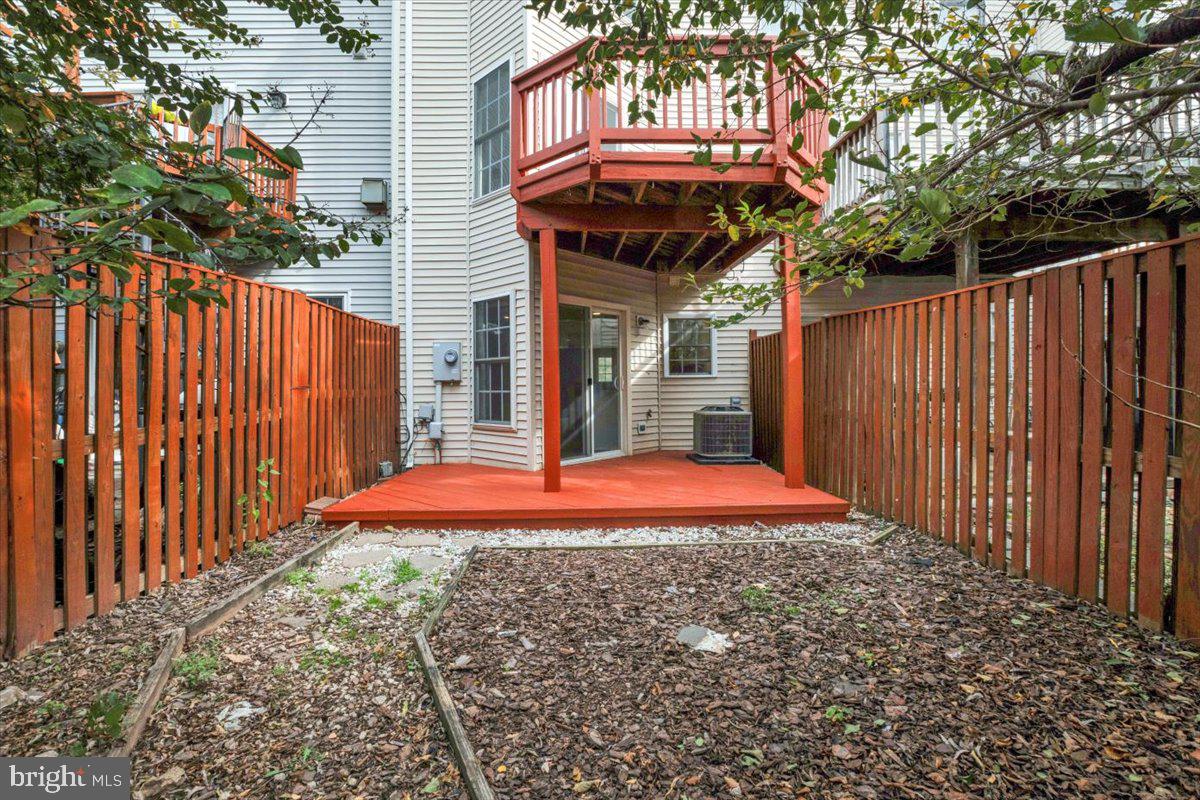 SOUTH RIDING - Residential Lease