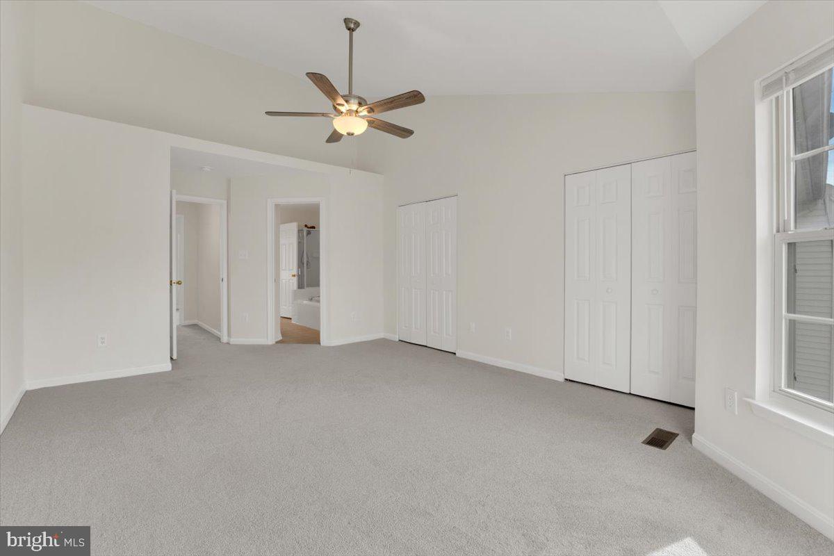 SOUTH RIDING - Residential Lease