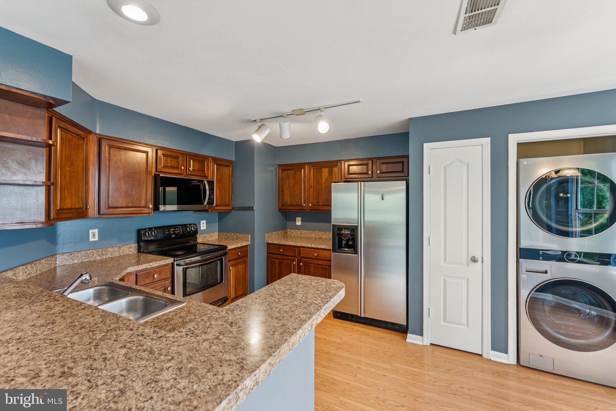5636 WILLOUGHBY NEWTON DRIVE 35
