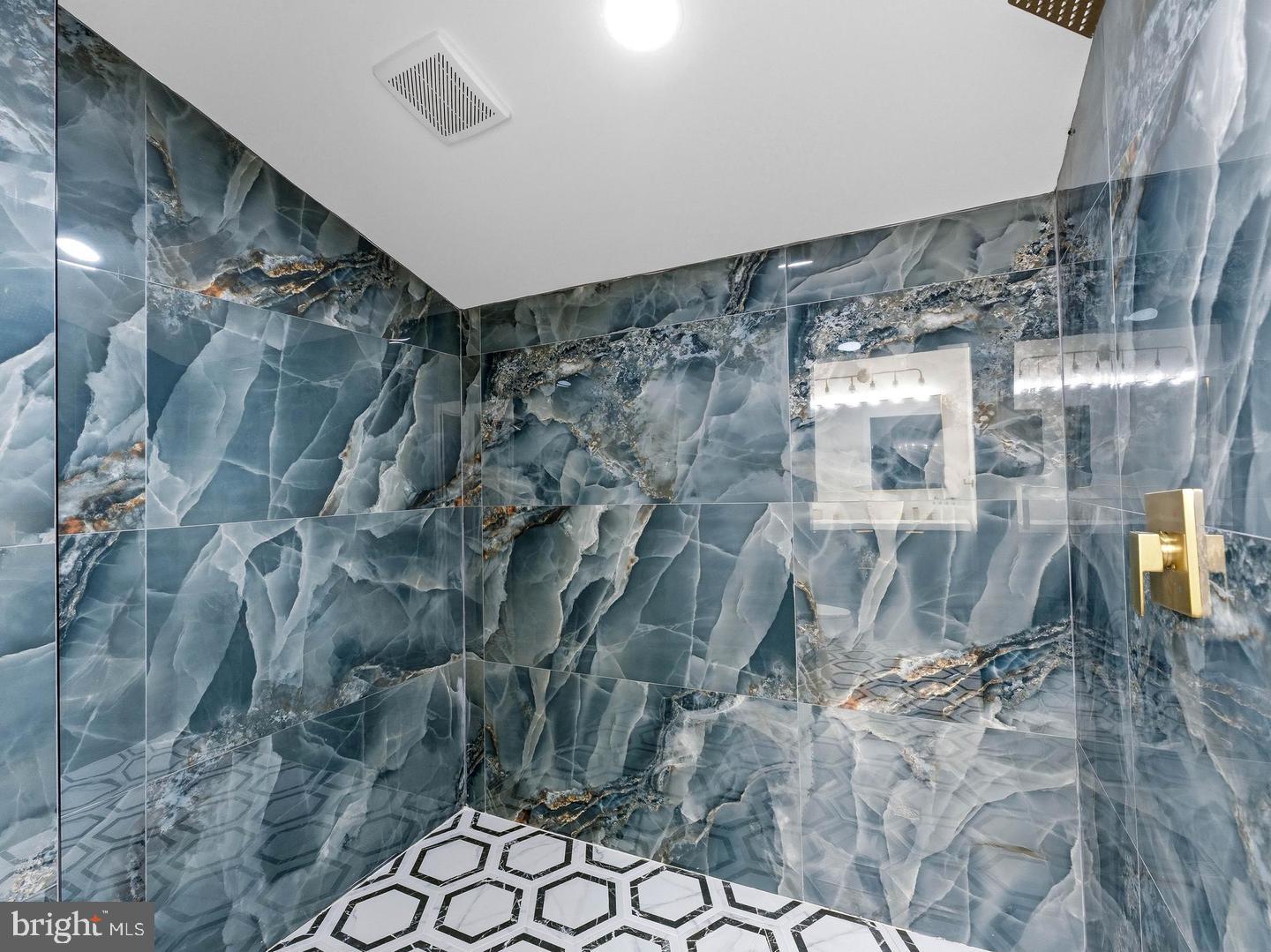 153 PEBBLEBROOK LANE