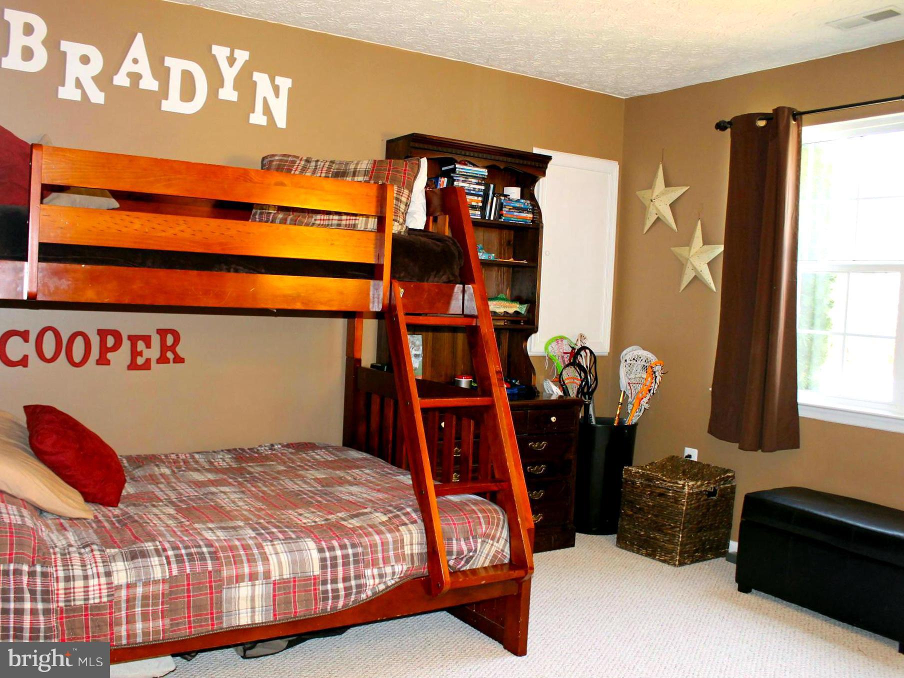 THE WOODS - Residential