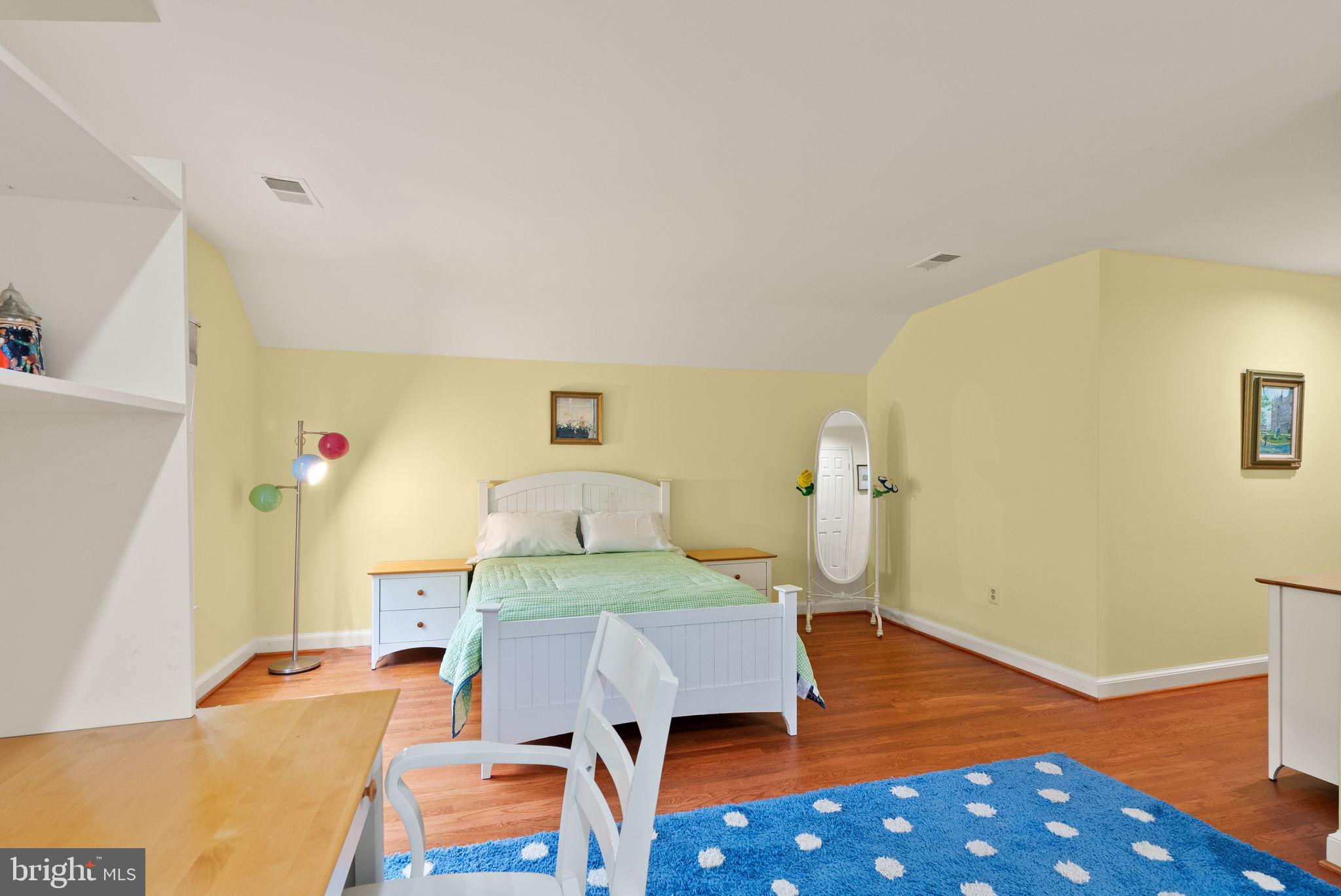 HERITAGE FARM - Residential