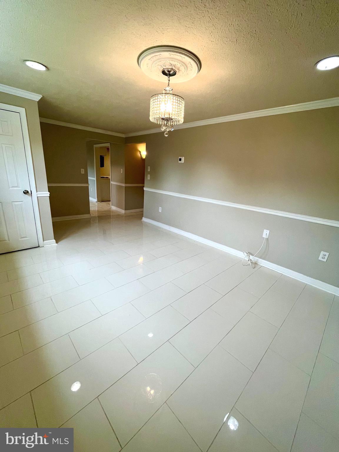 DALE CITY - Residential Lease