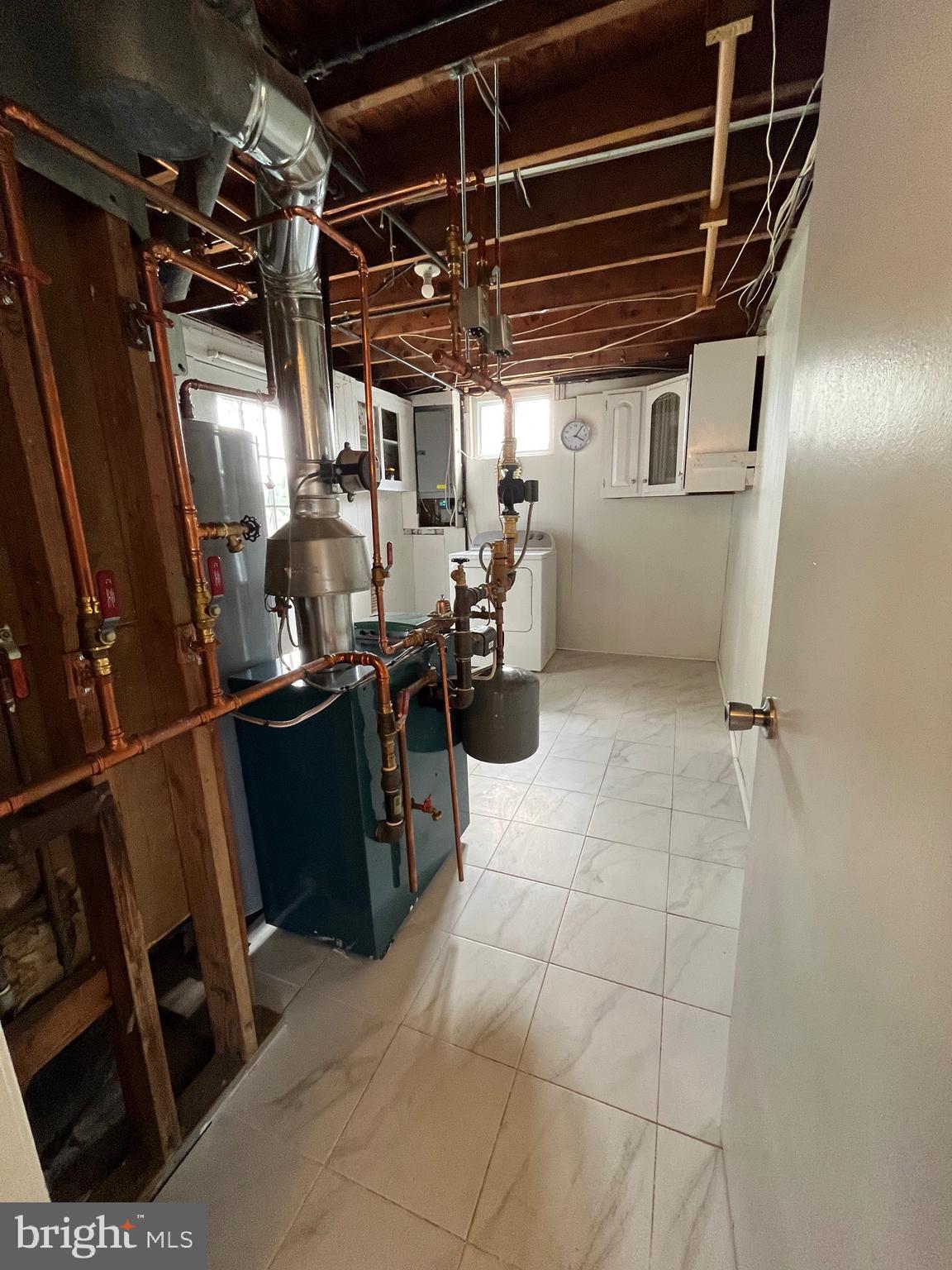 DALE CITY - Residential Lease