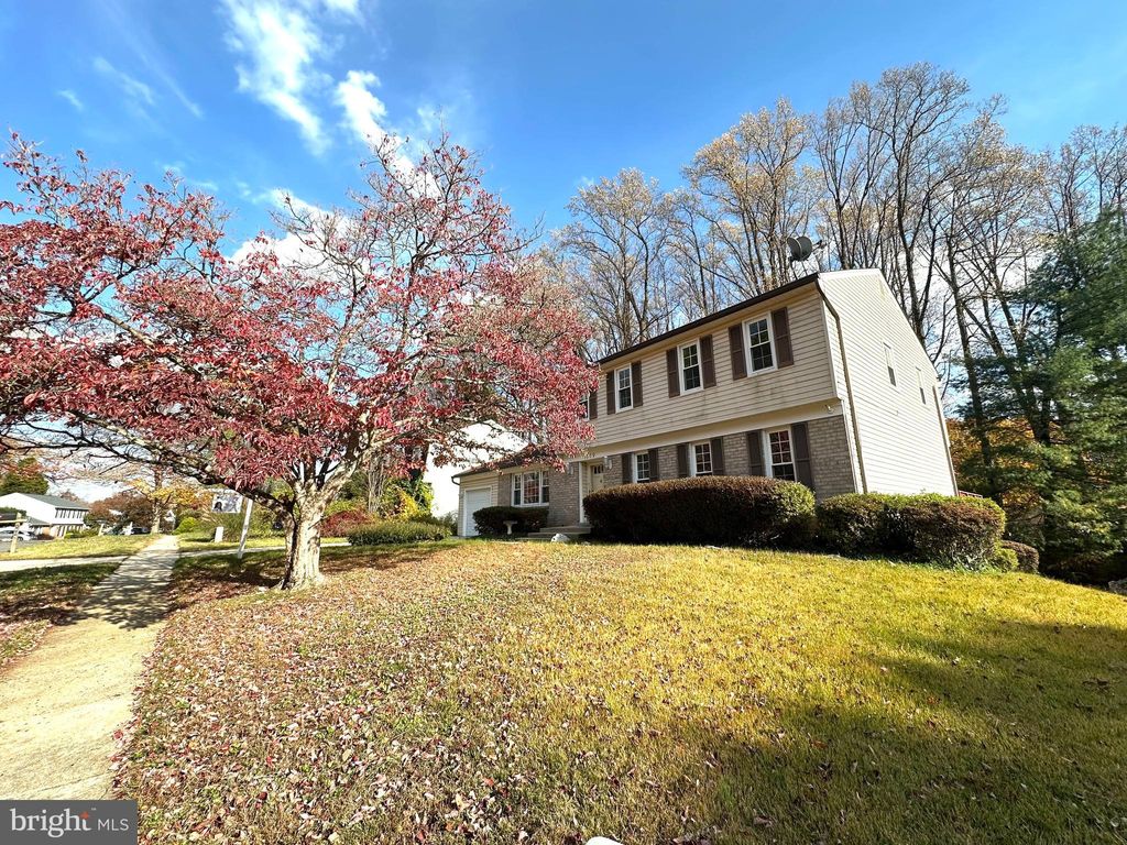Photo of 1609 Winding Waye Lane, SILVER SPRING, MD 20902 (MLS # MDMC2215594)