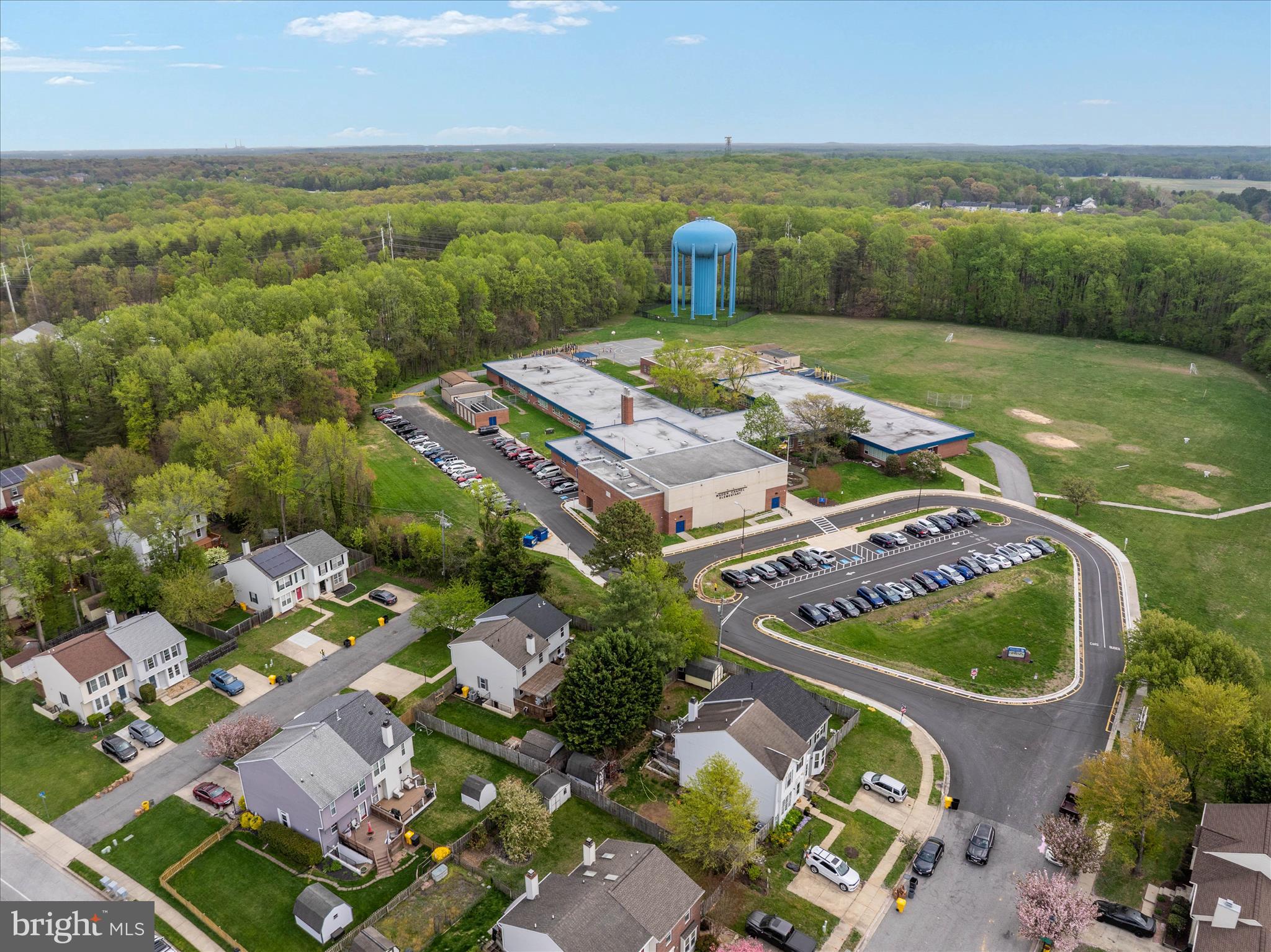 FOUR SEASONS ESTATES - Residential