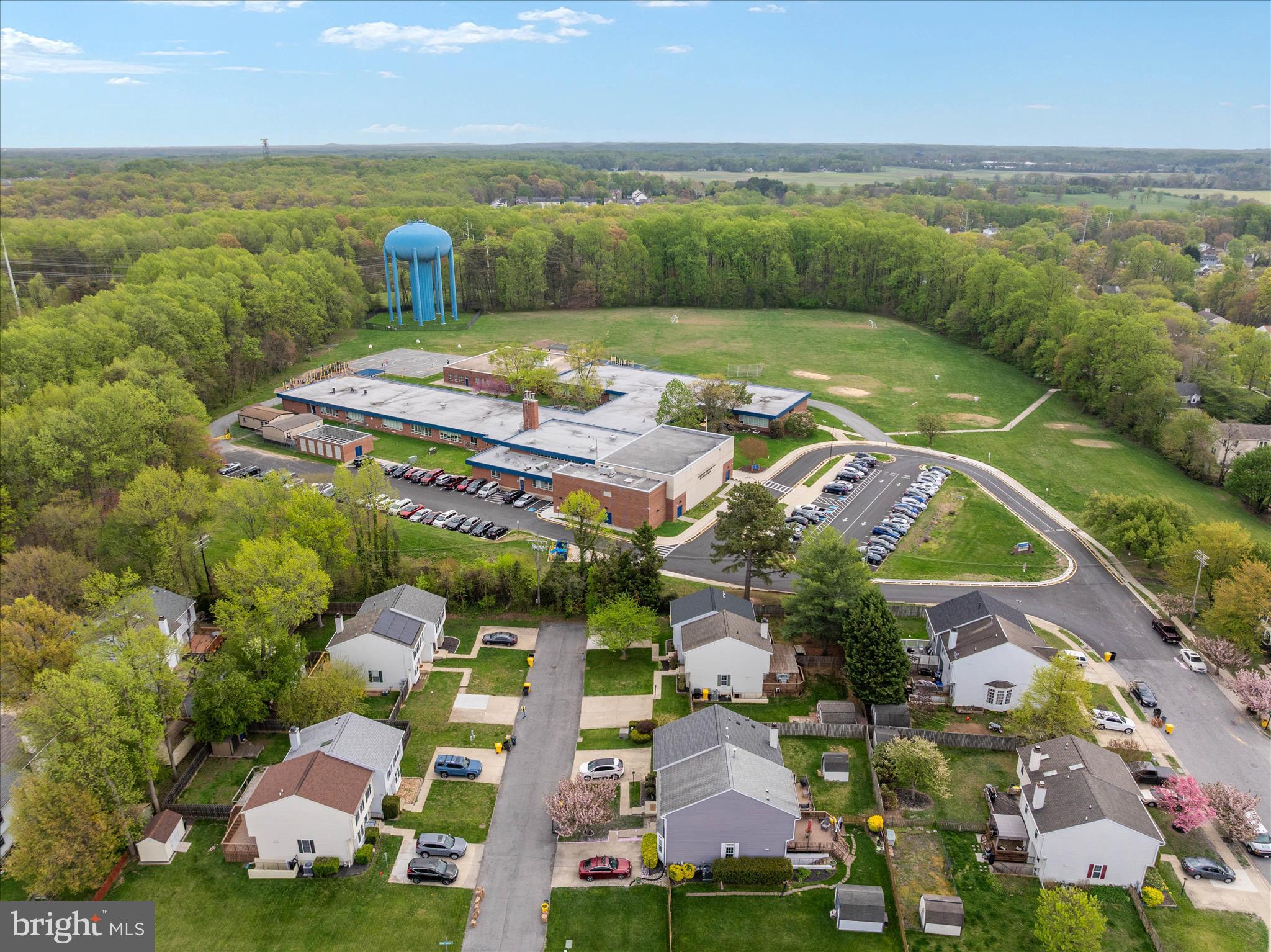 FOUR SEASONS ESTATES - Residential