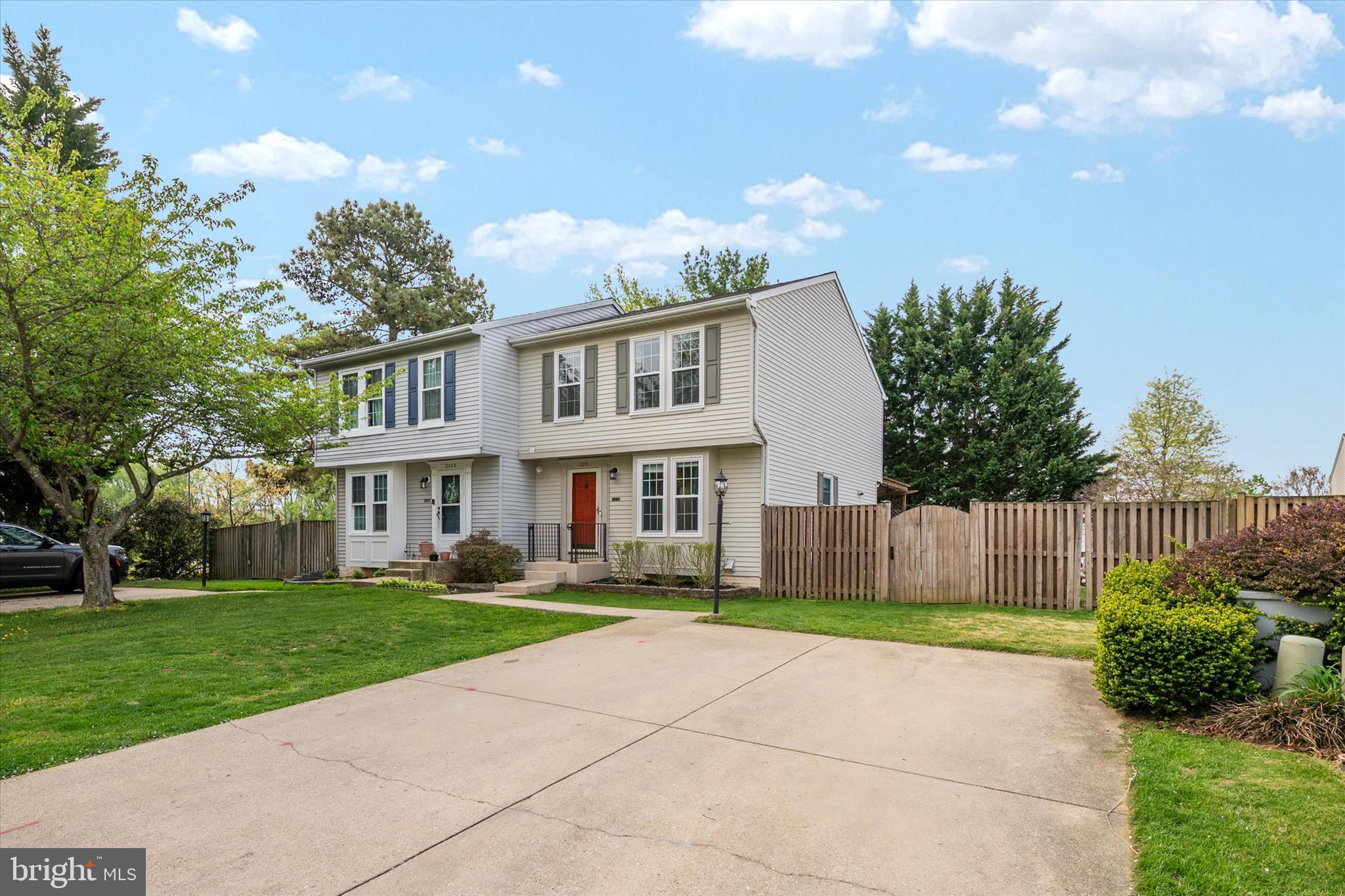 FOUR SEASONS ESTATES - Residential