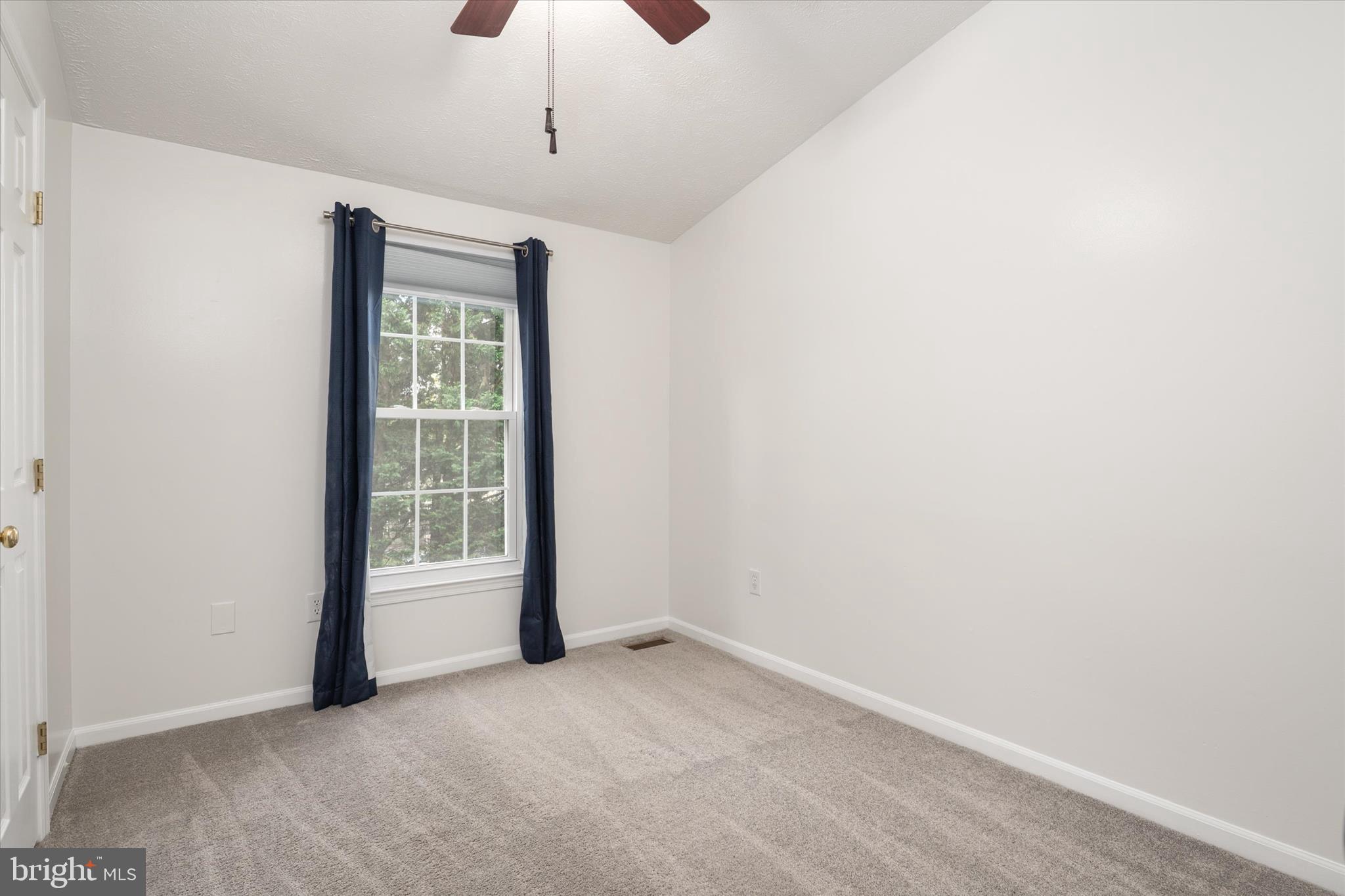 FOUR SEASONS ESTATES - Residential