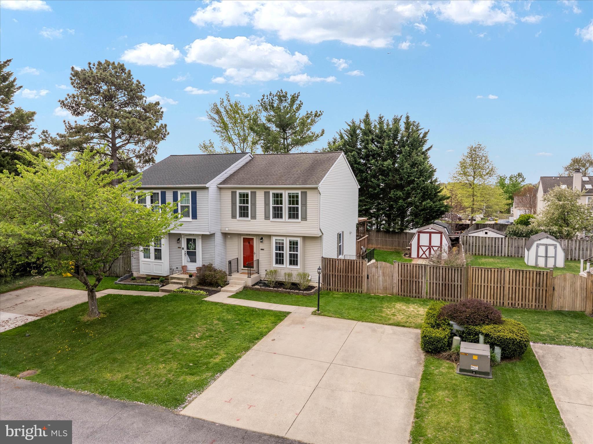 FOUR SEASONS ESTATES - Residential