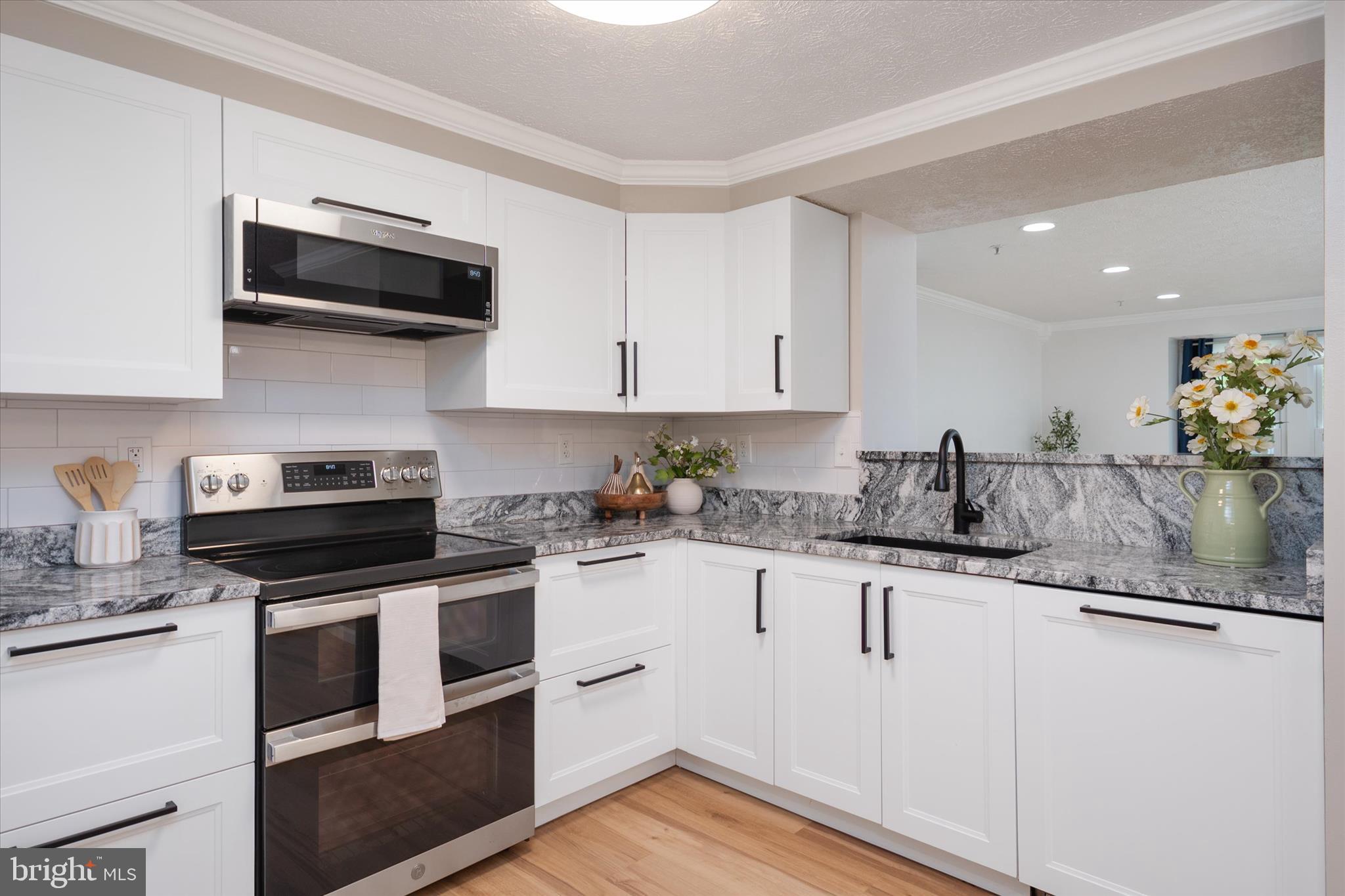 FOUR SEASONS ESTATES - Residential