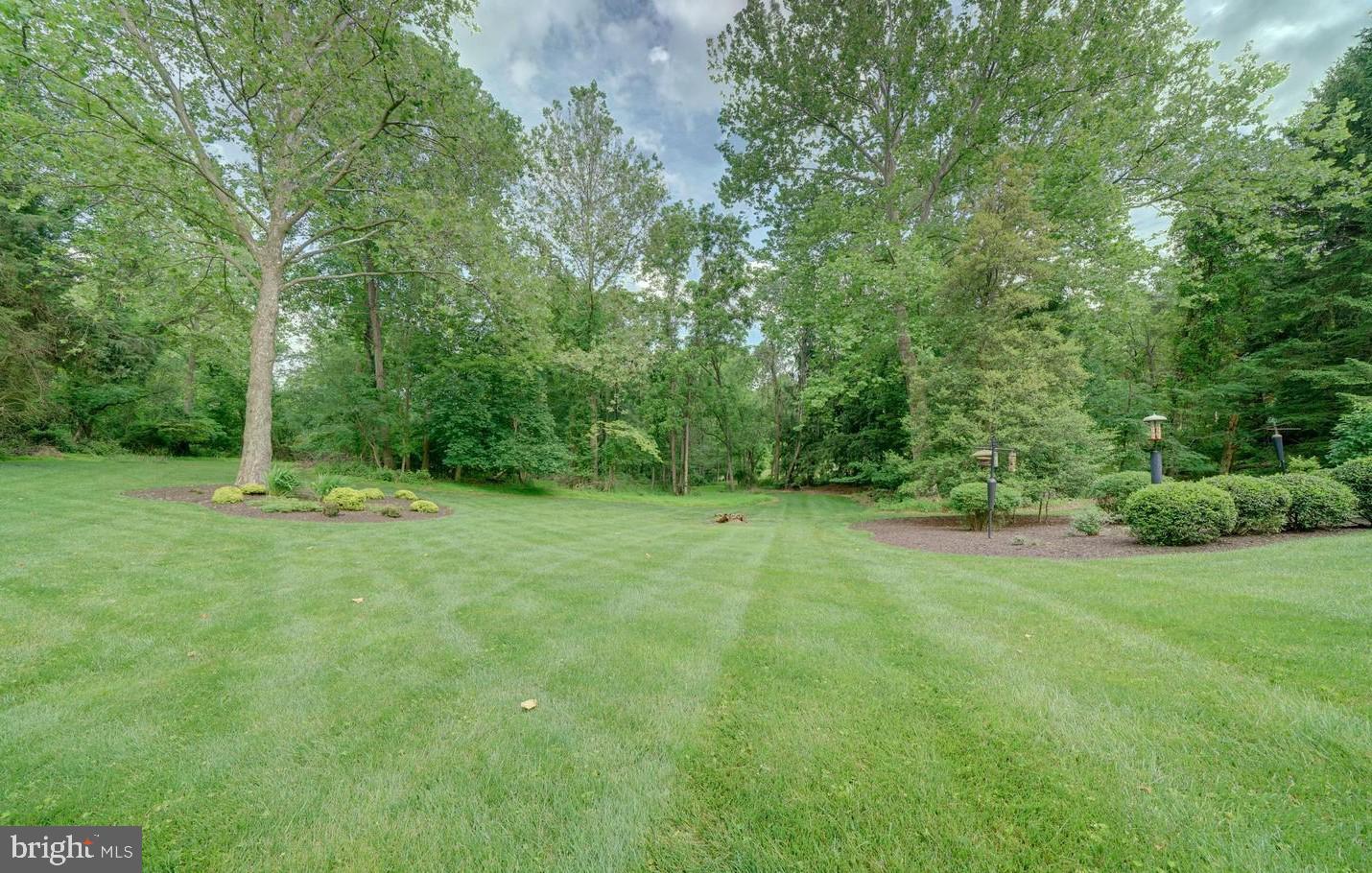 MERRYMAN HEIGHTS - Residential