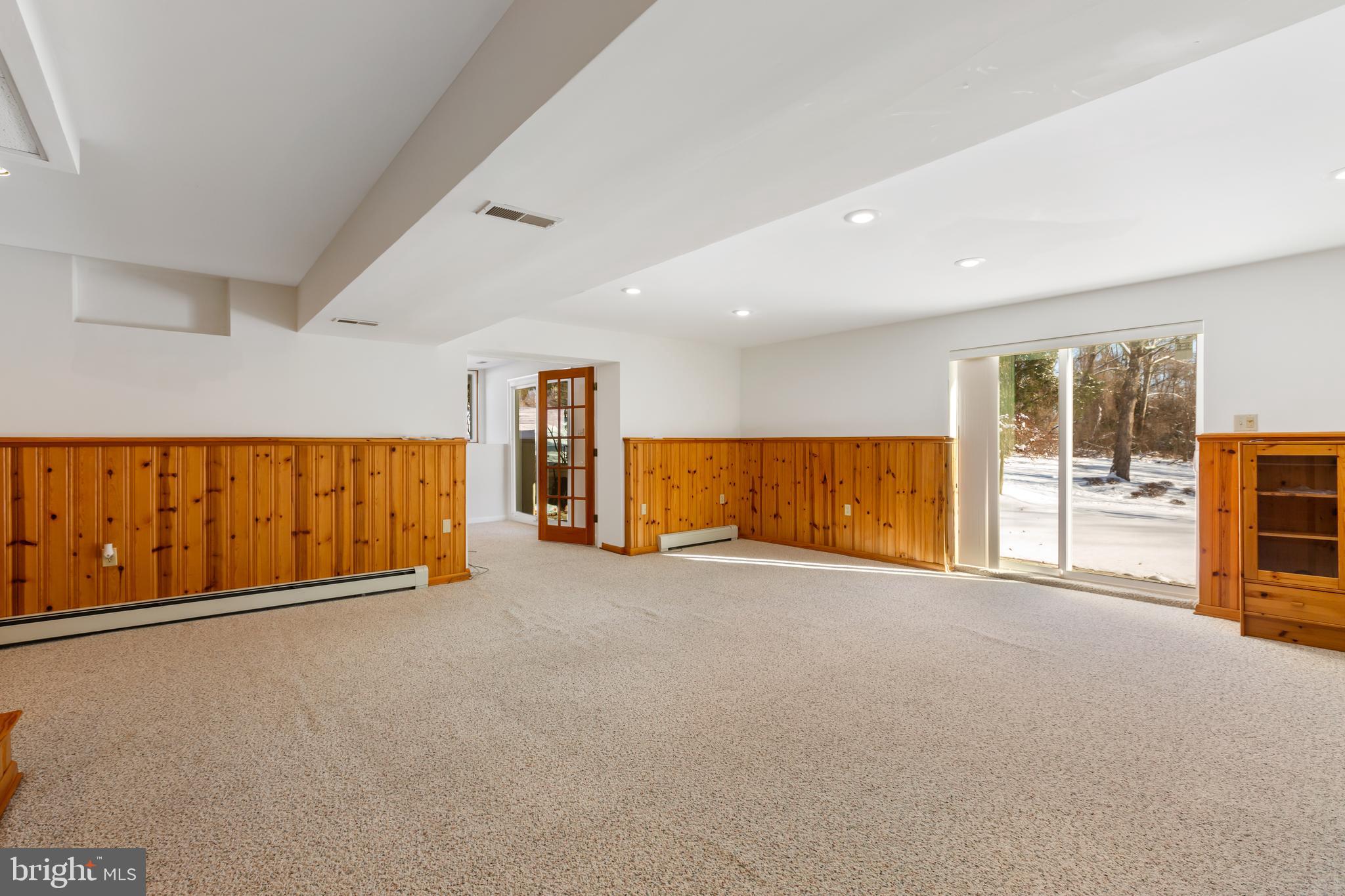 MERRYMAN HEIGHTS - Residential