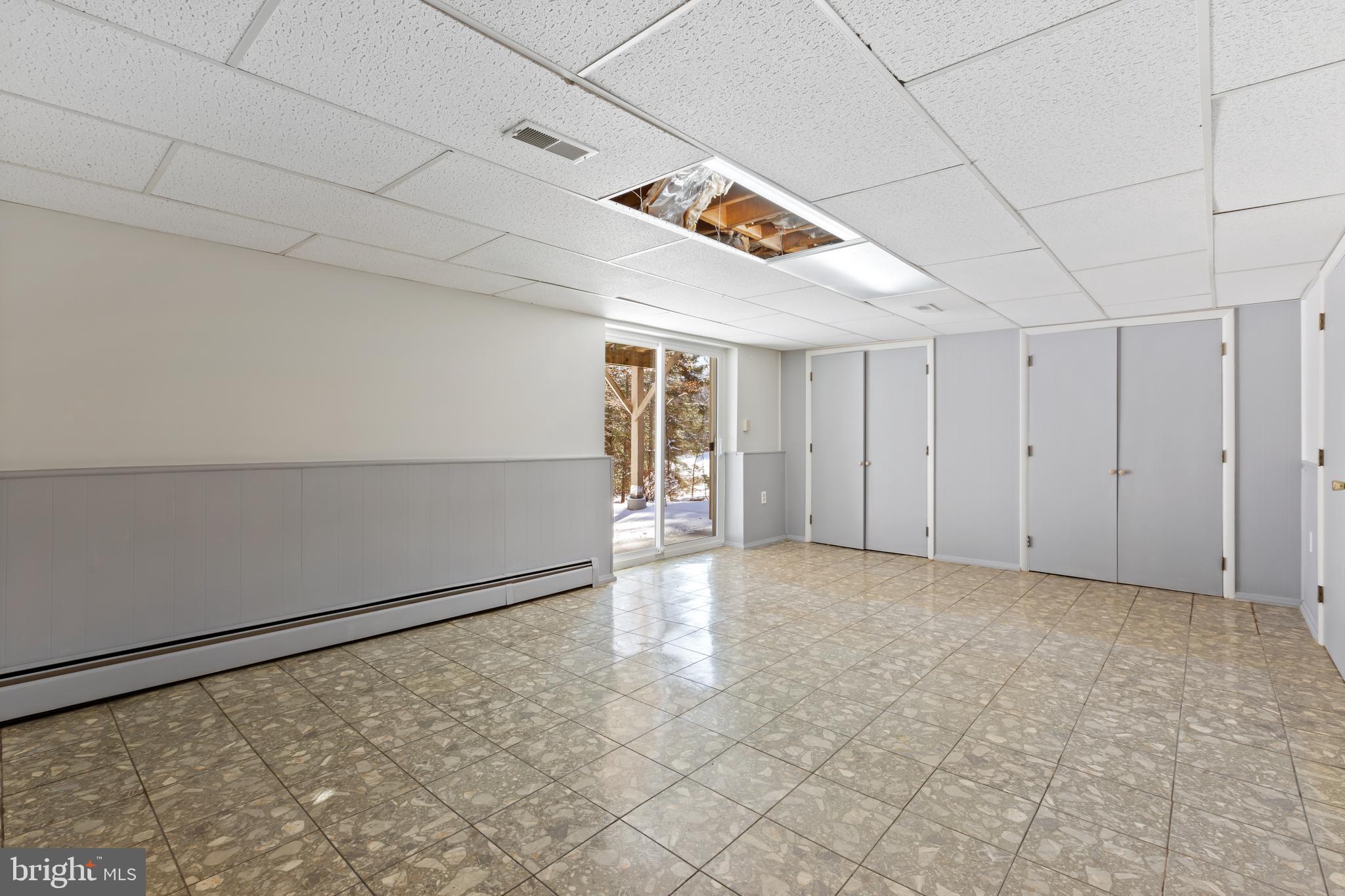 MERRYMAN HEIGHTS - Residential