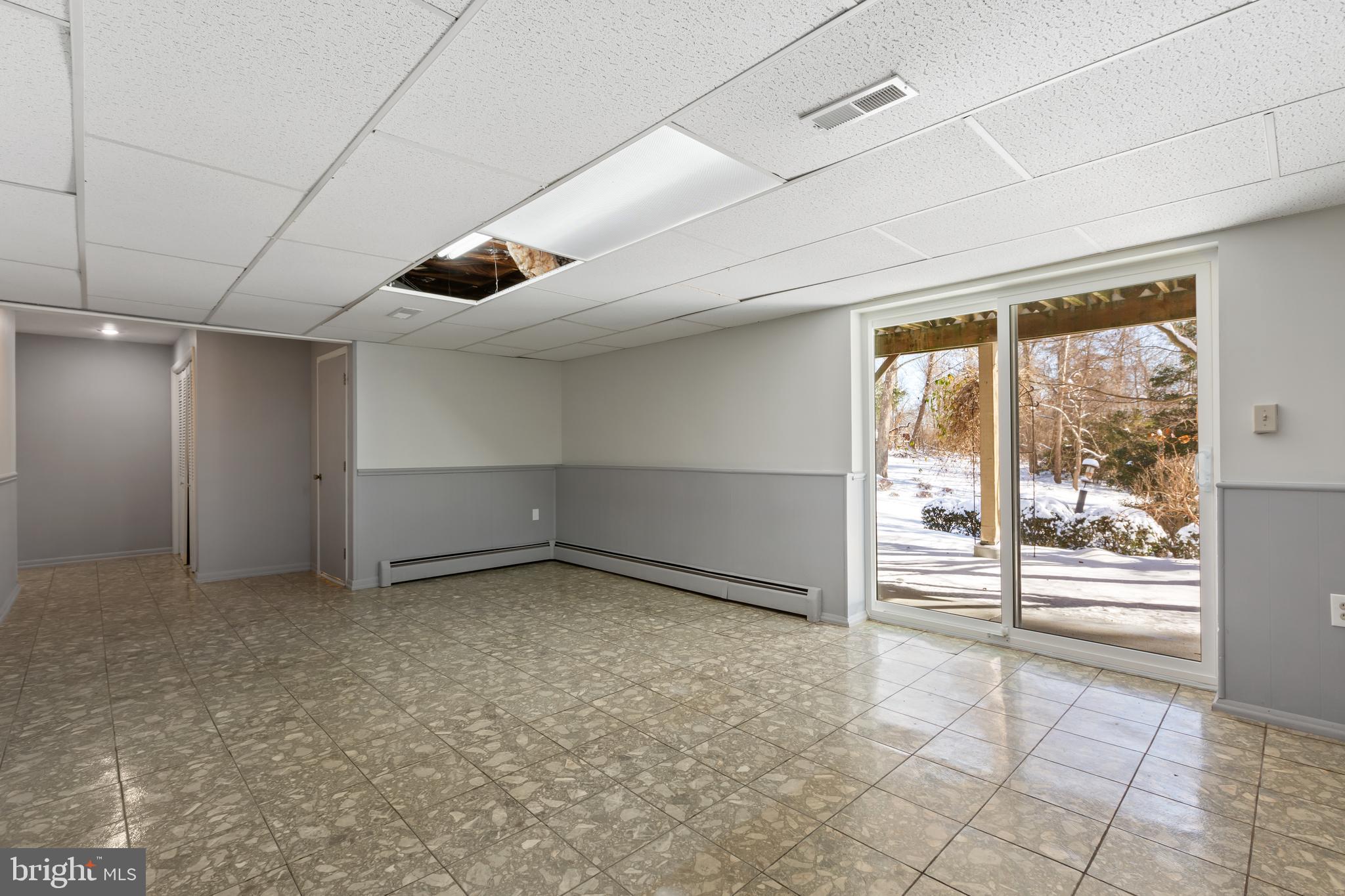 MERRYMAN HEIGHTS - Residential