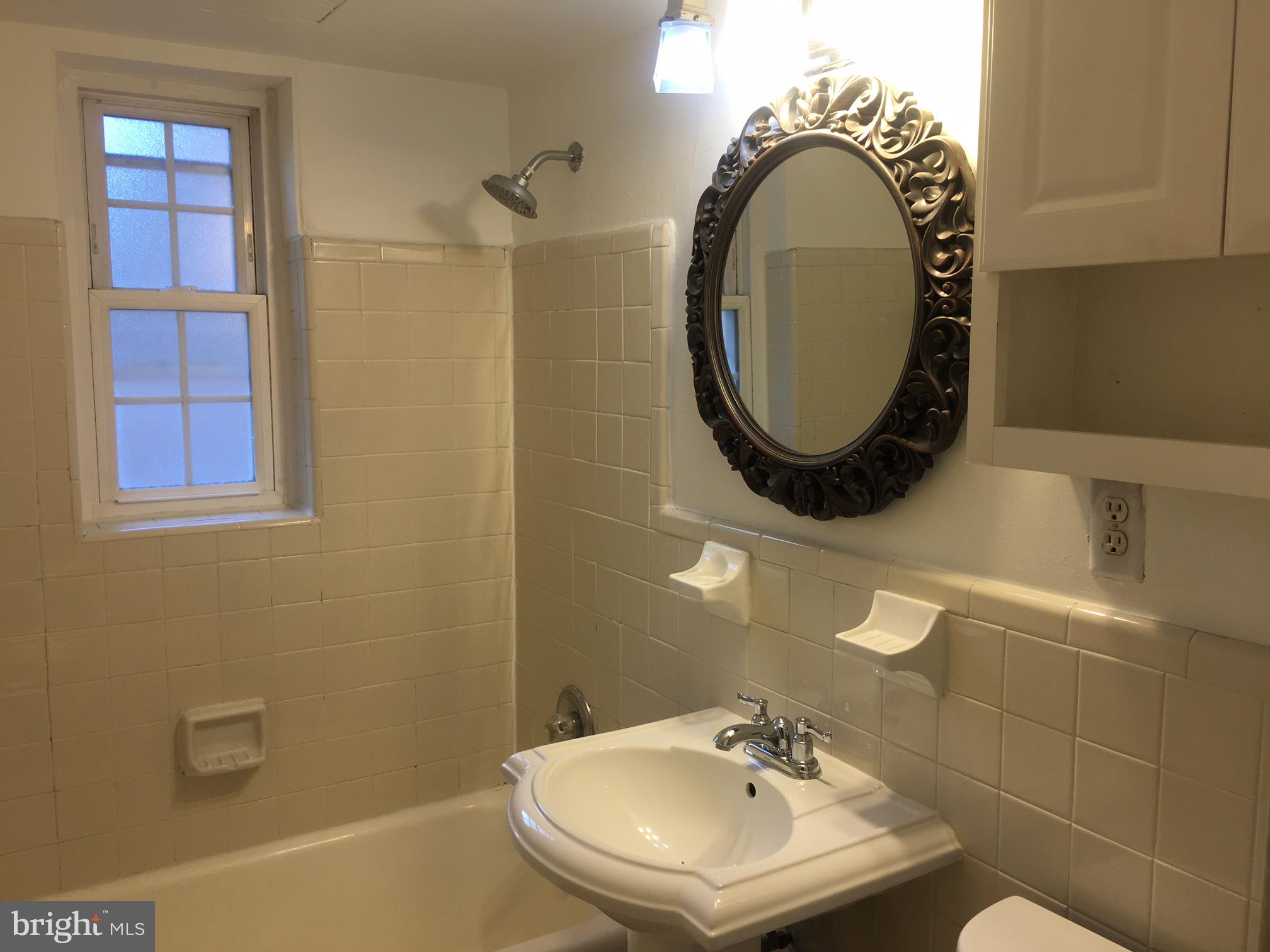 WESTMORELAND TERRACE - Residential Lease