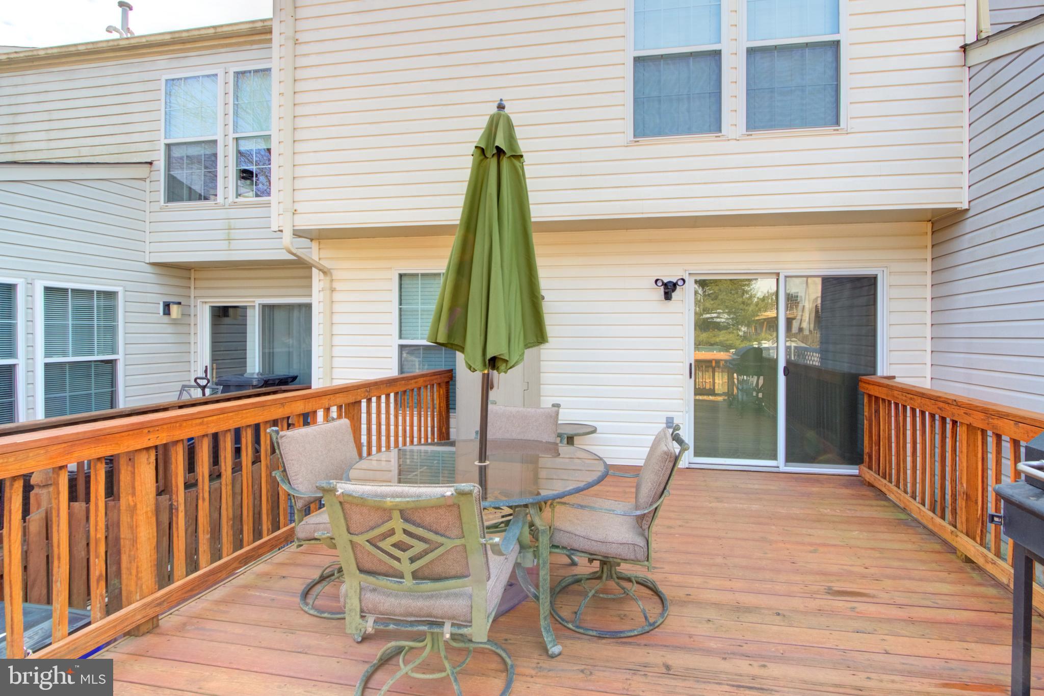 HUNTERS RUN - Residential Lease