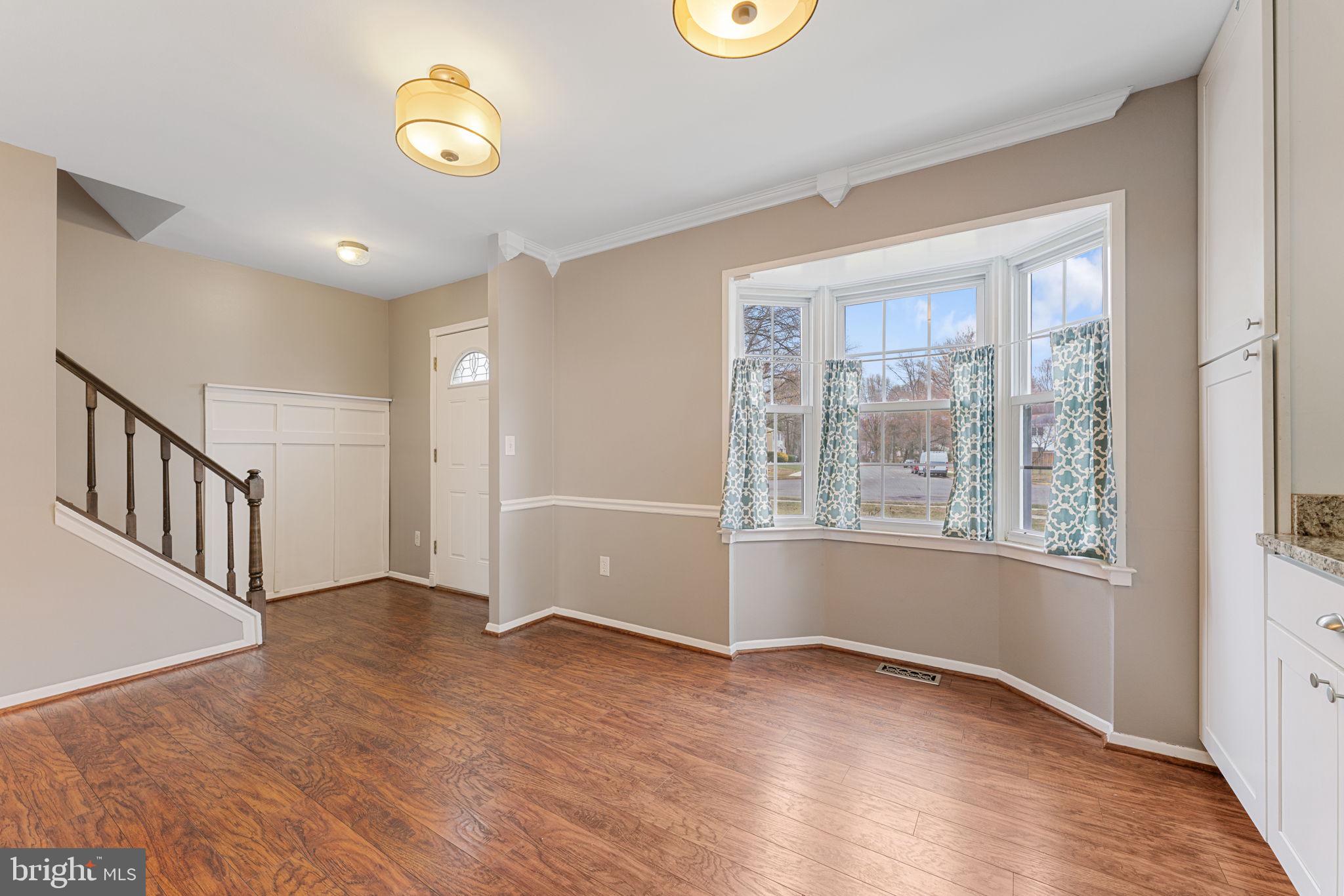 CROFTON SQUARE - Residential Lease