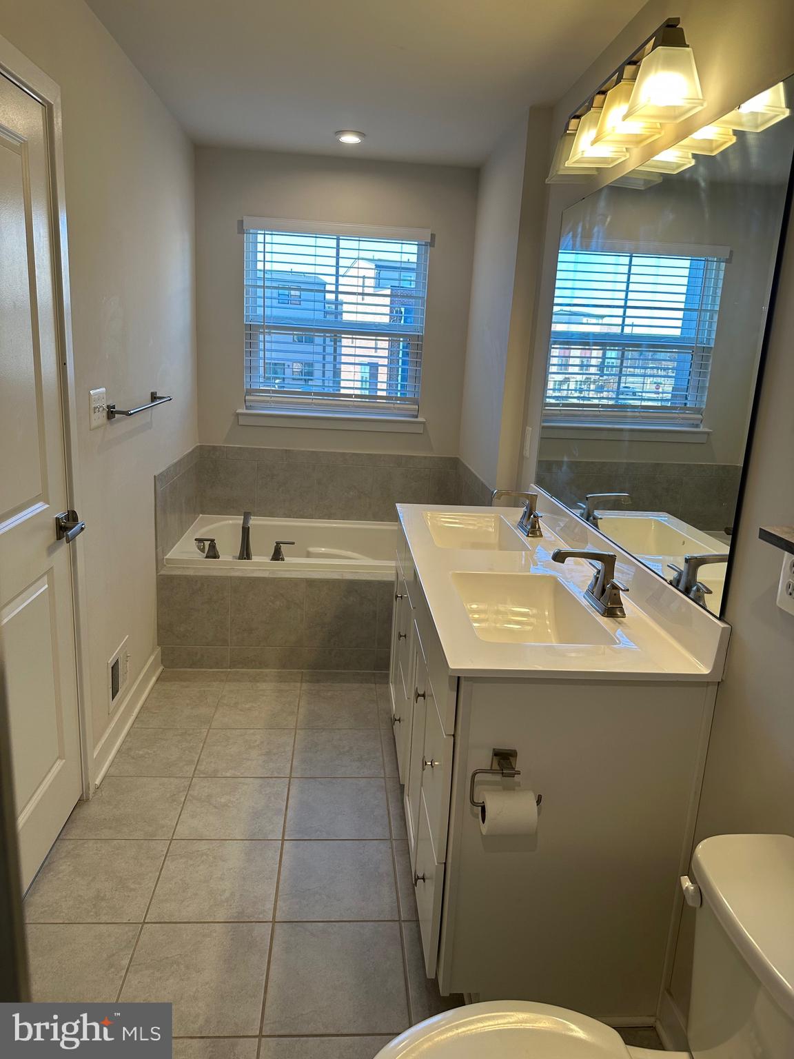 VILLAGE OF TOWNE SQUARE - Residential