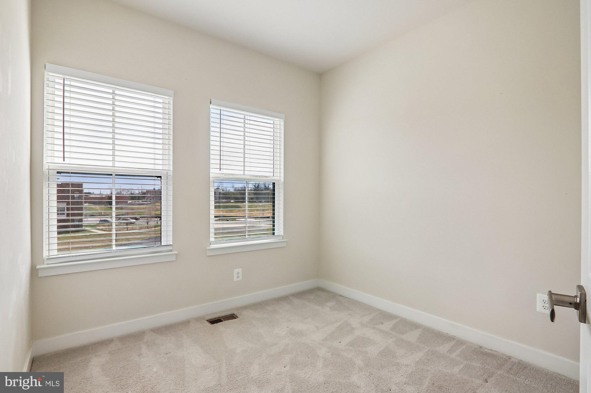 VILLAGE OF TOWNE SQUARE - Residential